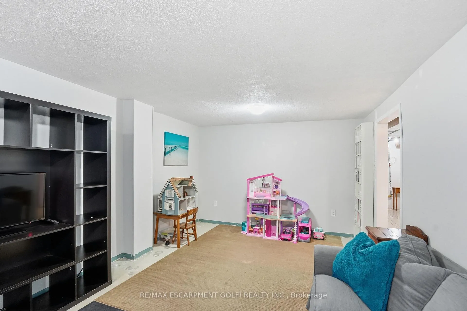 Photo 19 of 70 Gledhill Crescent, Hamilton, Gourley — HOMEH