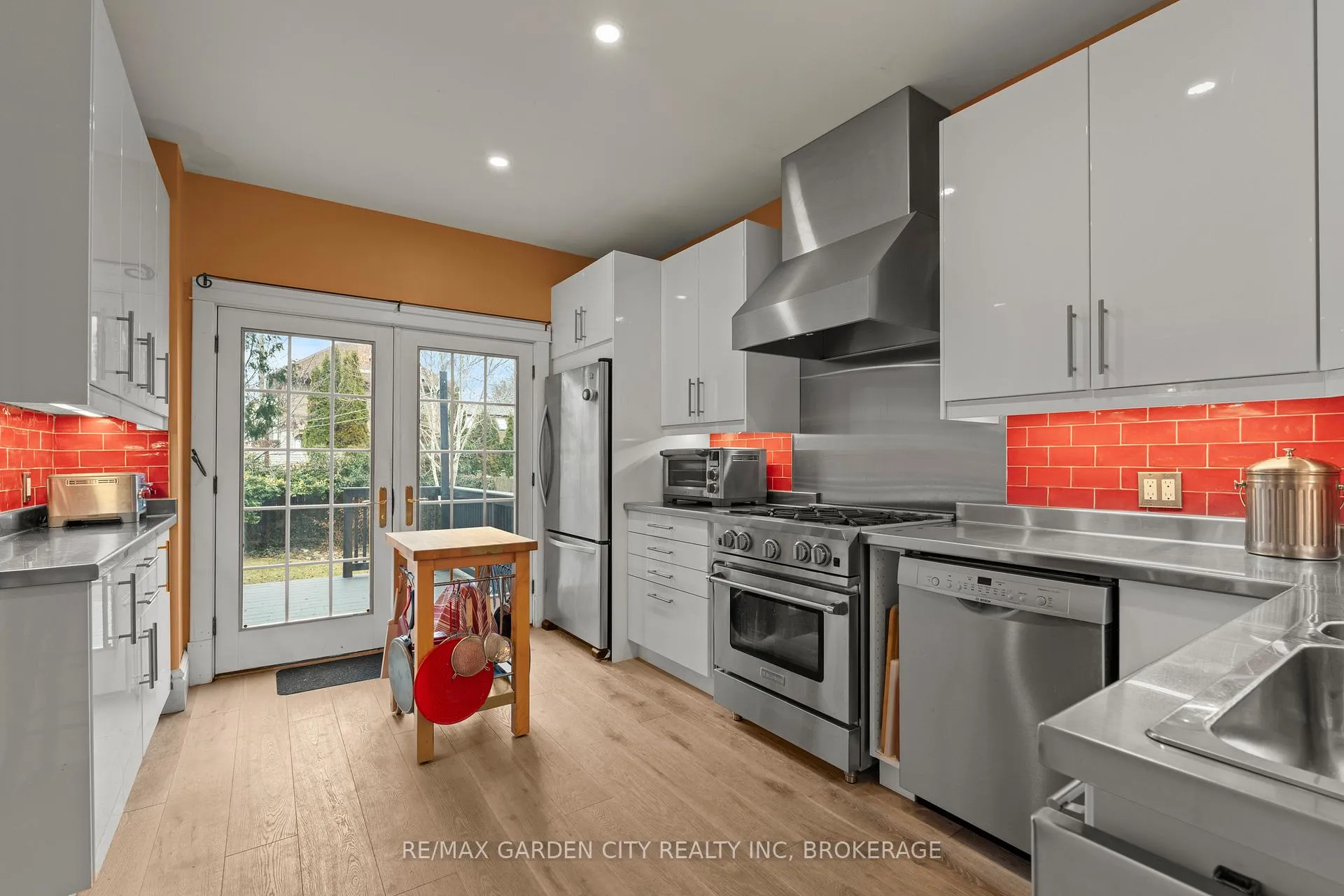 Photo 11 of 43 Albert Street, St. Catharines, Downtown — HOMEH