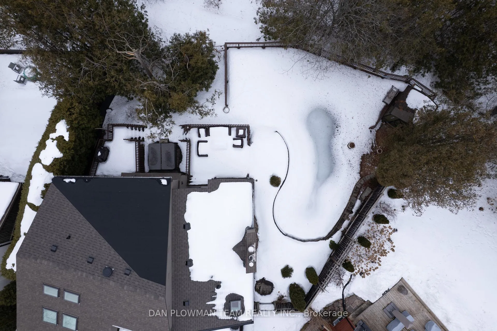 Photo 49 of 1014 Tiffany Circle, Oshawa, Centennial — HOMEH