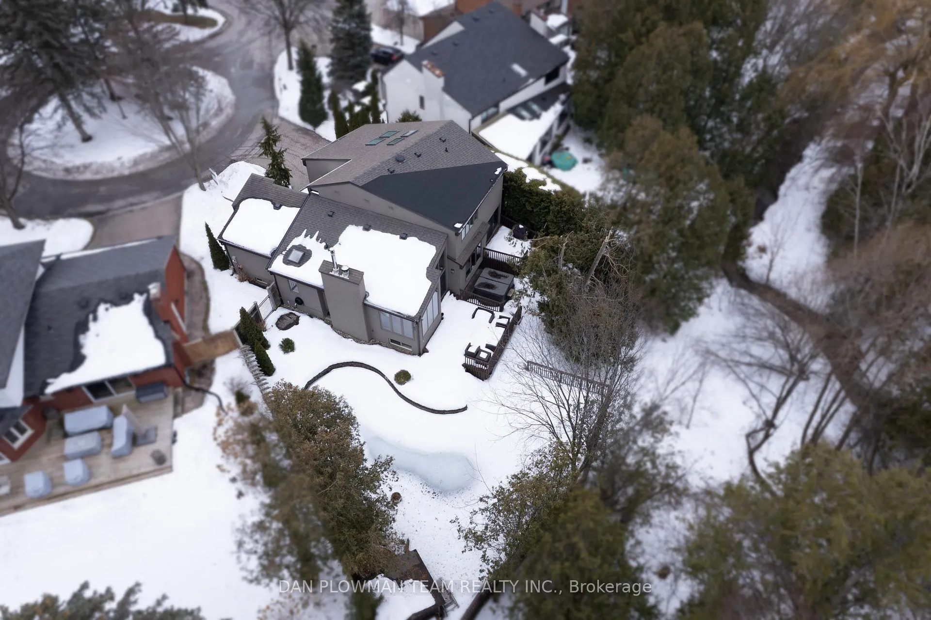 Photo 50 of 1014 Tiffany Circle, Oshawa, Centennial — HOMEH