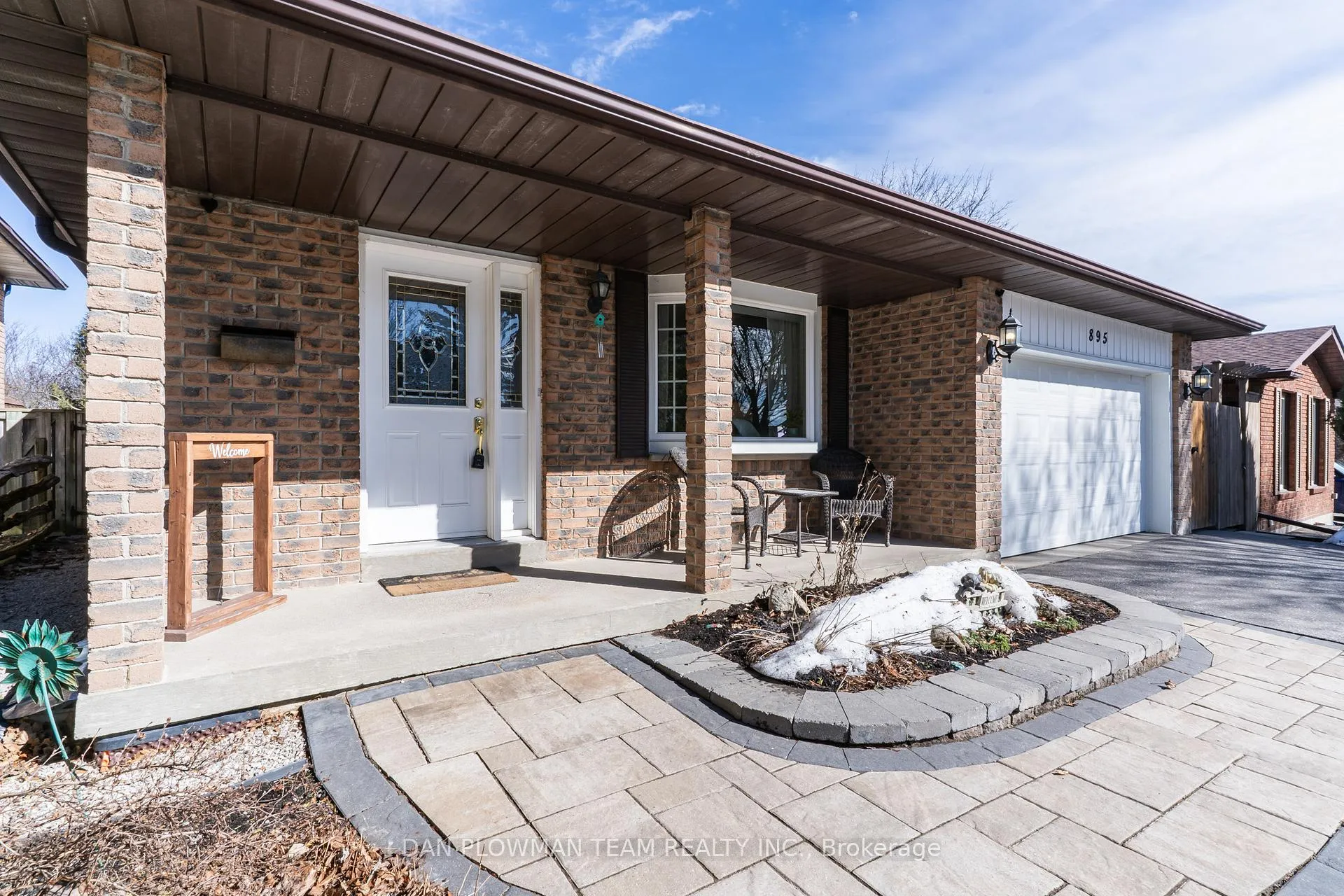 Photo 6 of 895 Exeter Street, Oshawa, Centennial — HOMEH