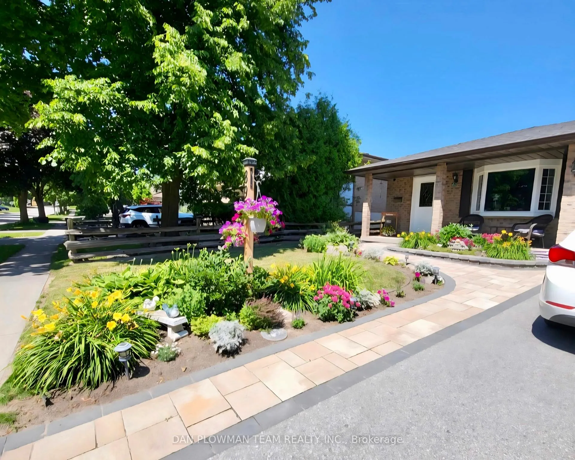 Photo 7 of 895 Exeter Street, Oshawa, Centennial — HOMEH