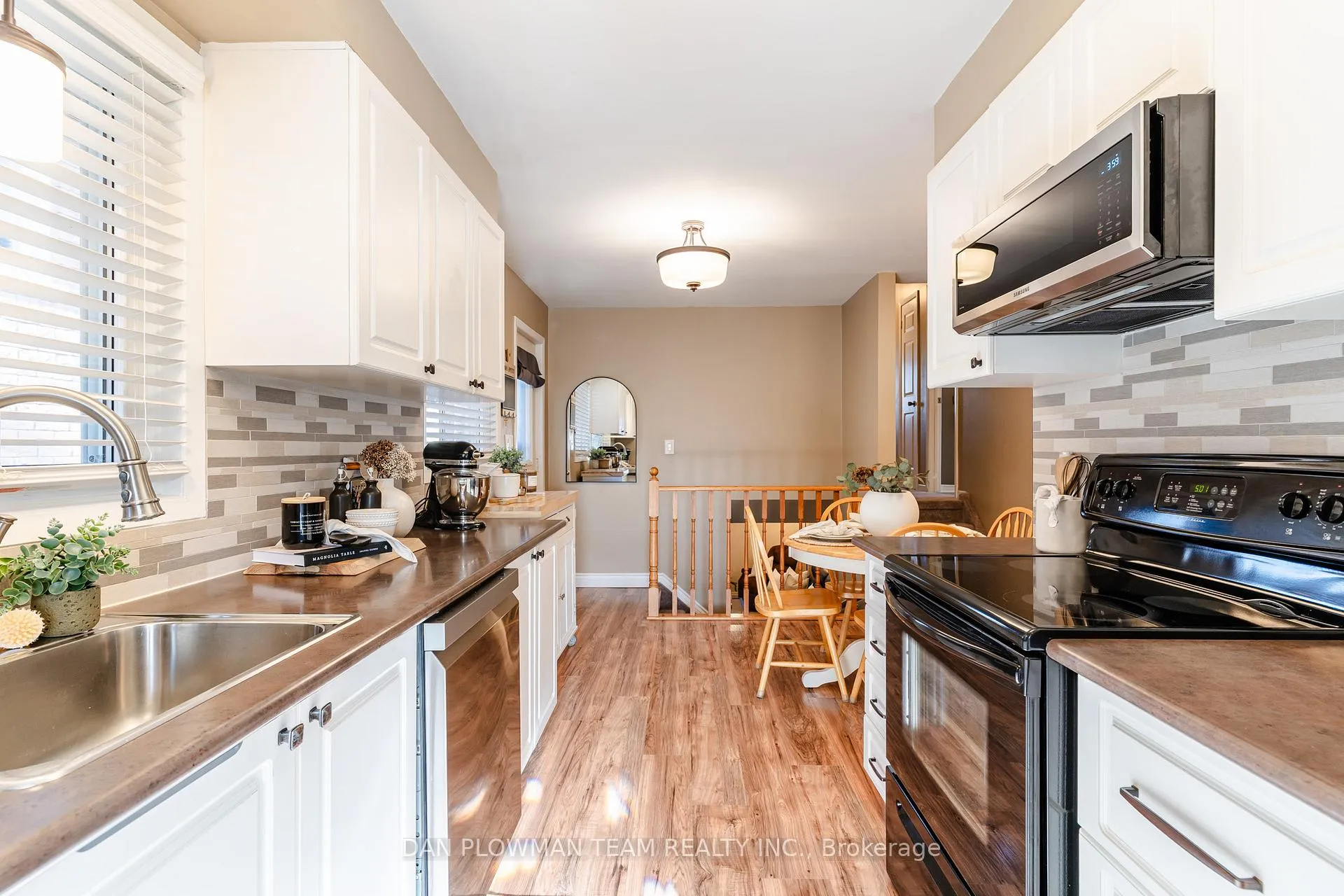 Photo 19 of 895 Exeter Street, Oshawa, Centennial — HOMEH