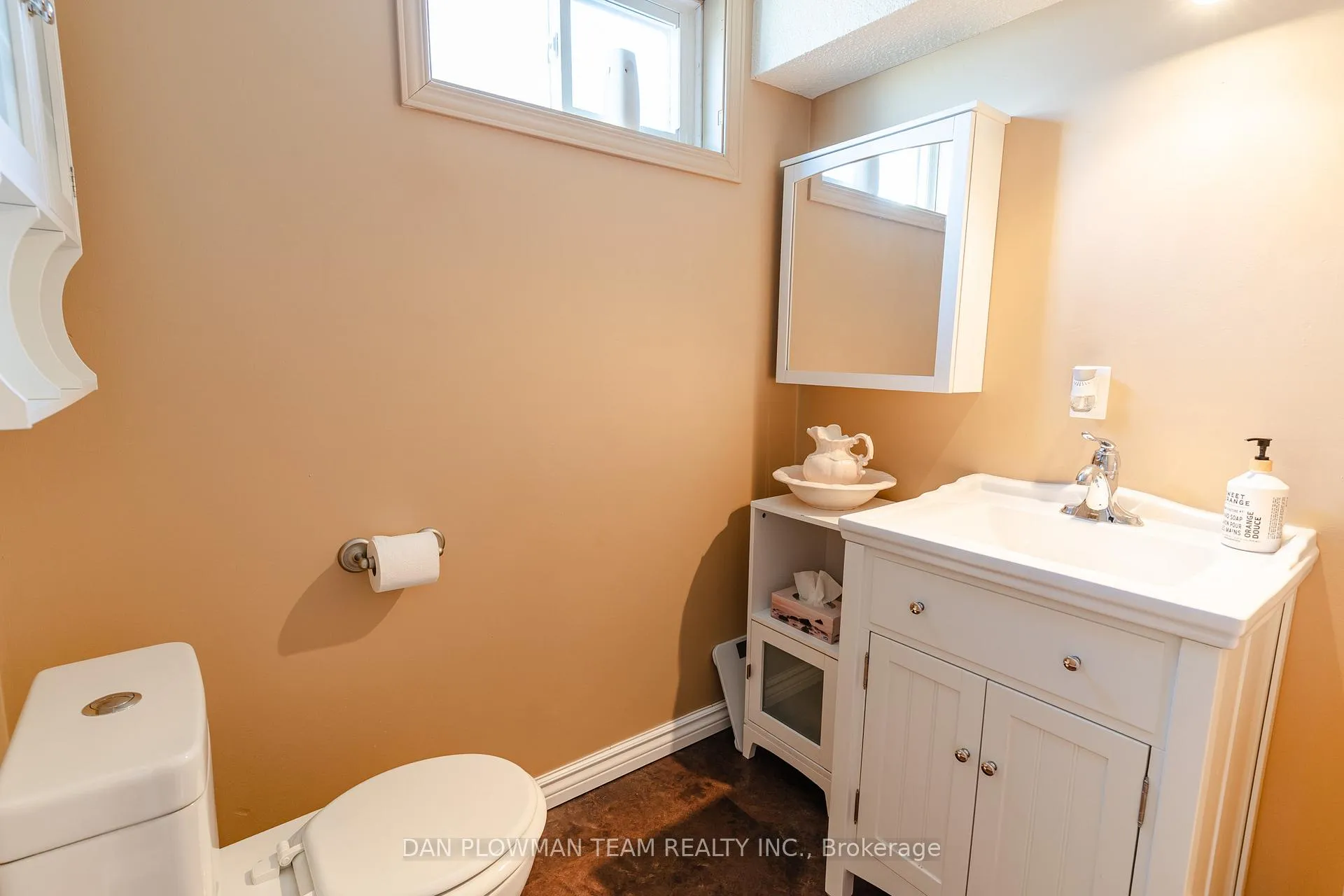 Photo 34 of 895 Exeter Street, Oshawa, Centennial — HOMEH