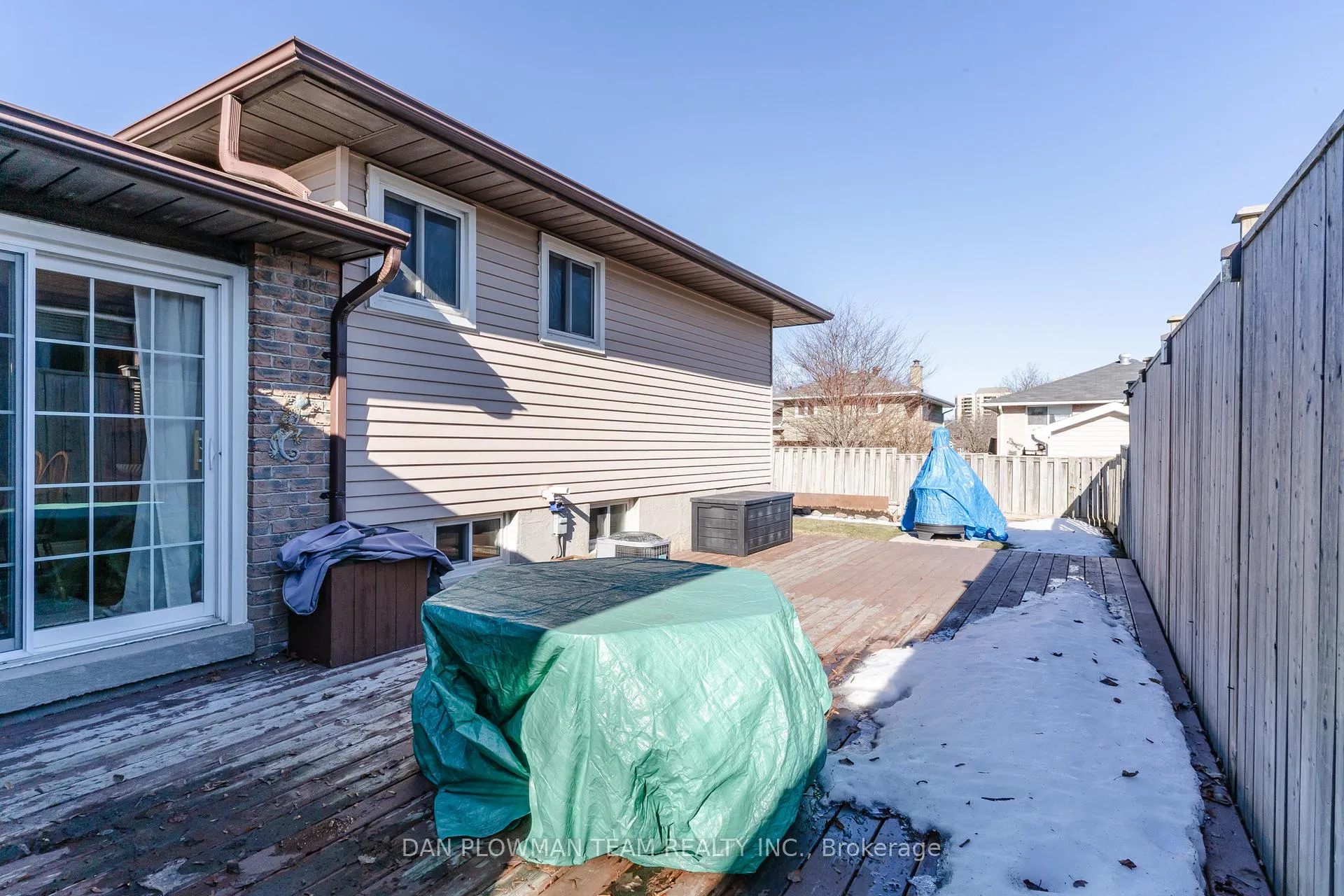 Photo 36 of 895 Exeter Street, Oshawa, Centennial — HOMEH