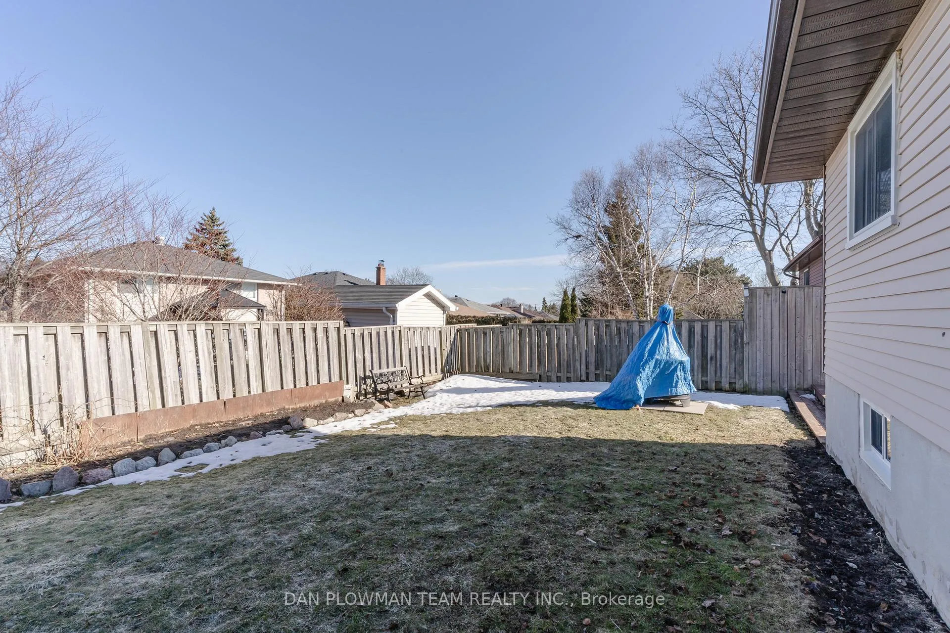 Photo 39 of 895 Exeter Street, Oshawa, Centennial — HOMEH