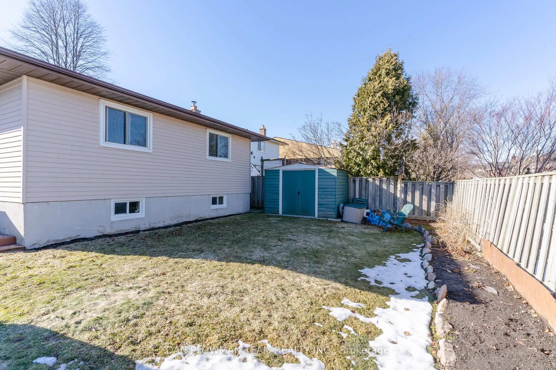 Photo 41 of 895 Exeter Street, Oshawa, Centennial — HOMEH