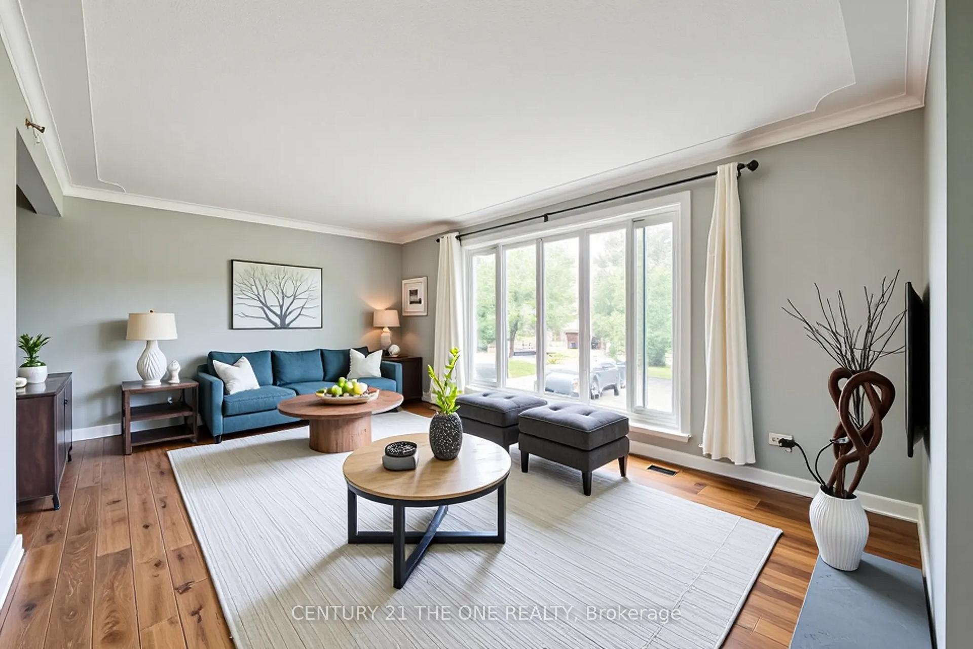 Photo 2 of 25 Carrol Street, Kitchener — HOMEH