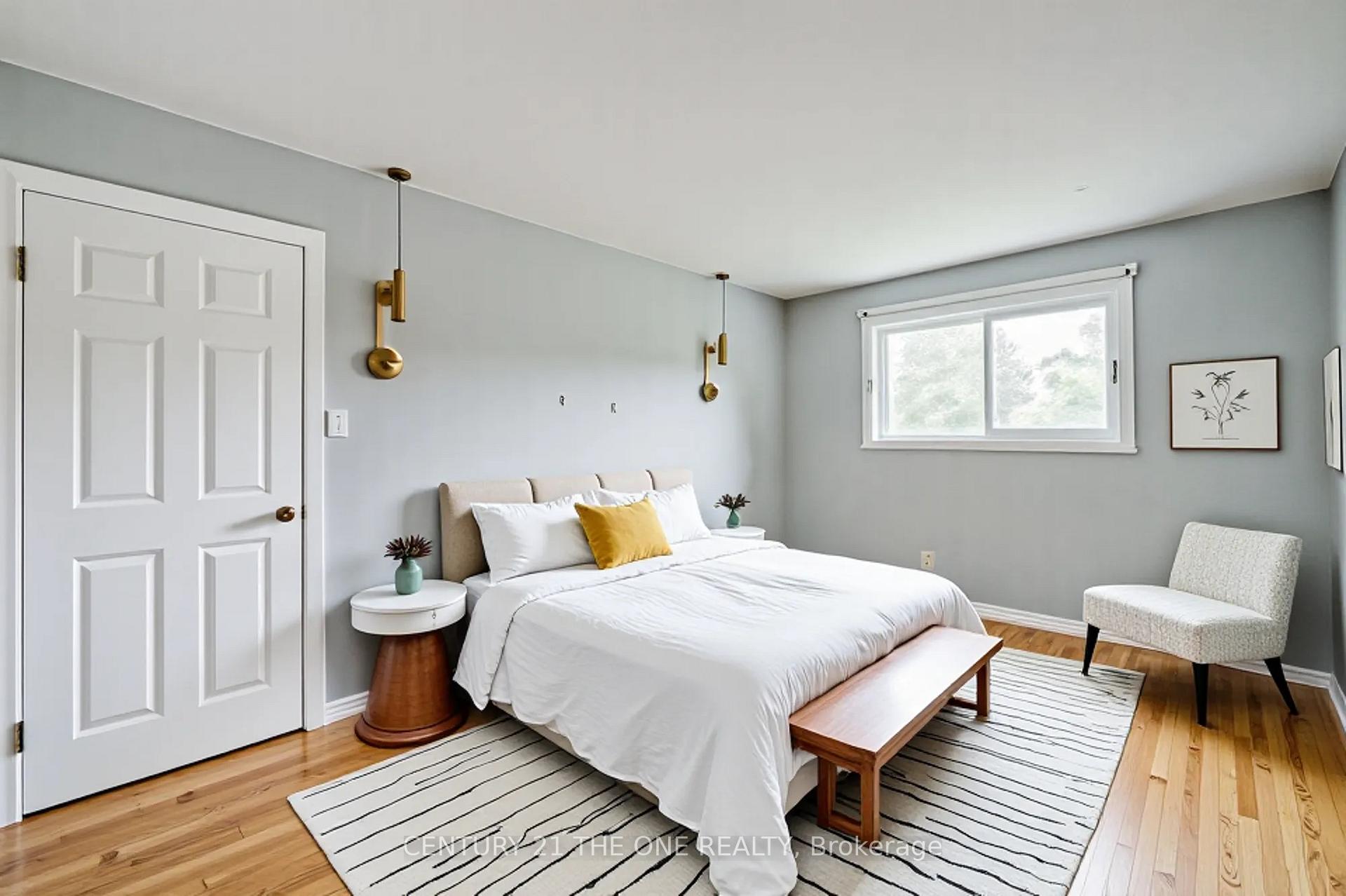 Photo 10 of 25 Carrol Street, Kitchener — HOMEH