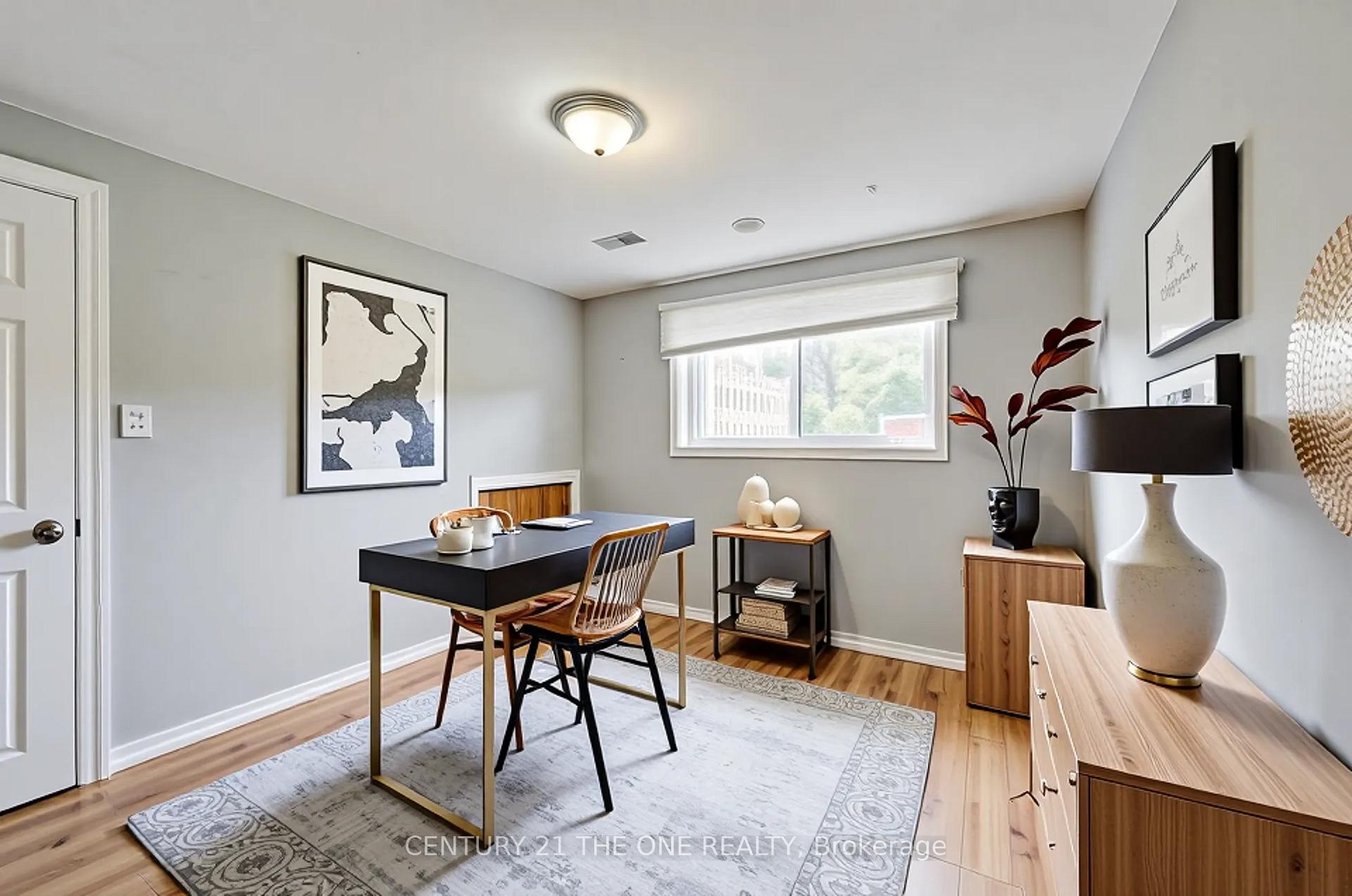 Photo 28 of 25 Carrol Street, Kitchener — HOMEH