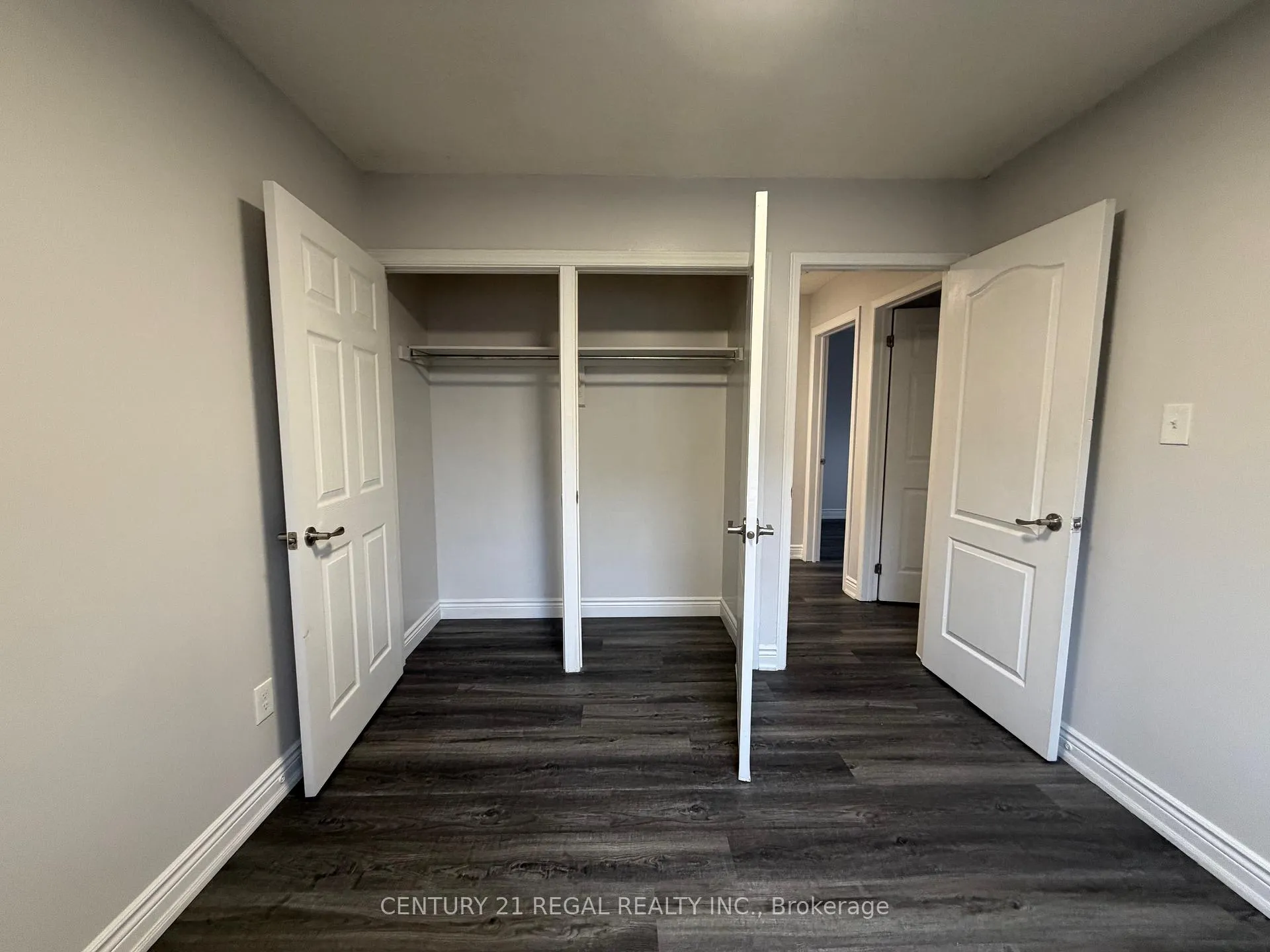 Photo 9 of Unit Upper Level, 47 Elgin Street E, Oshawa, O'Neill — HOMEH