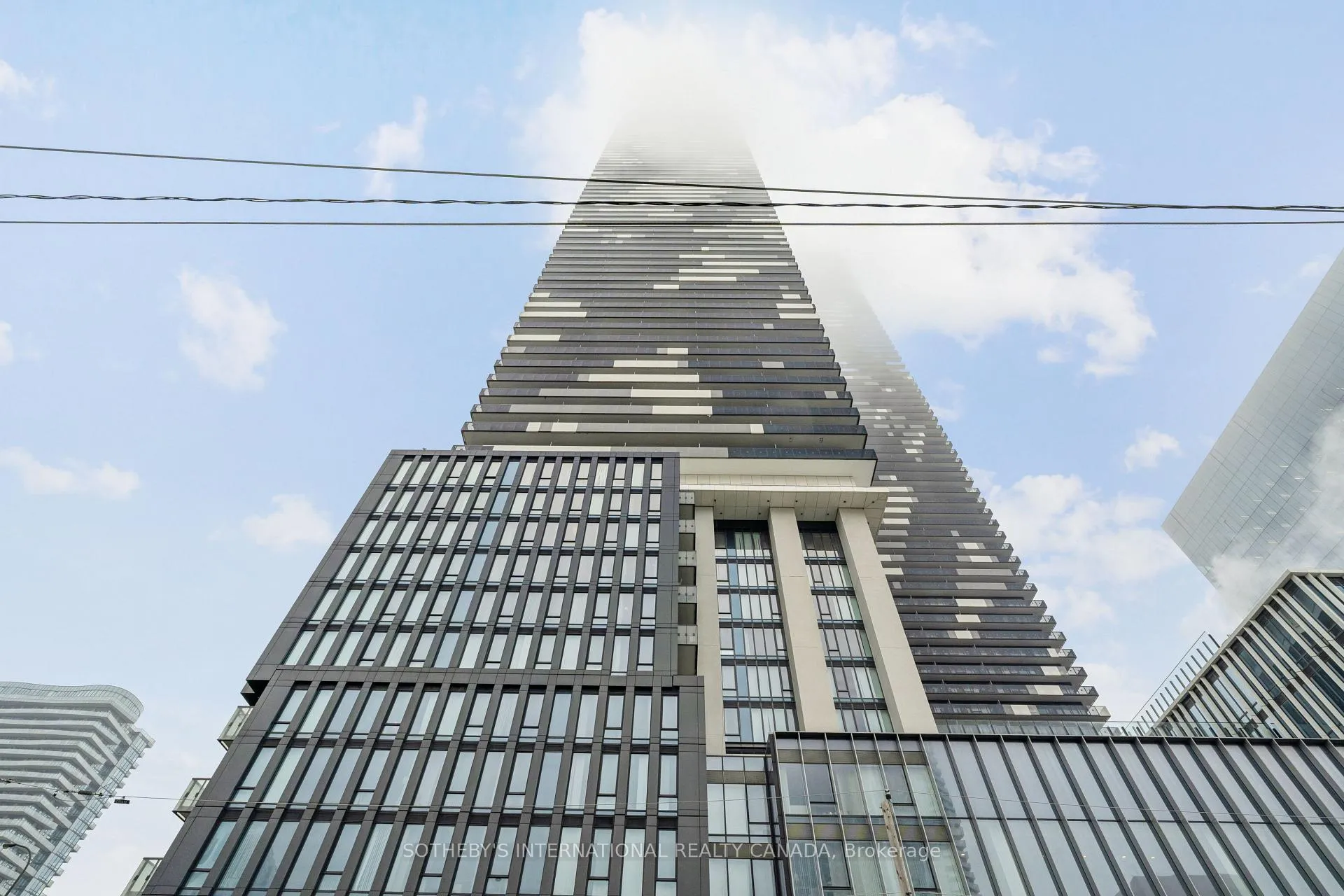 Front of Unit 5105, 55 Cooper Street