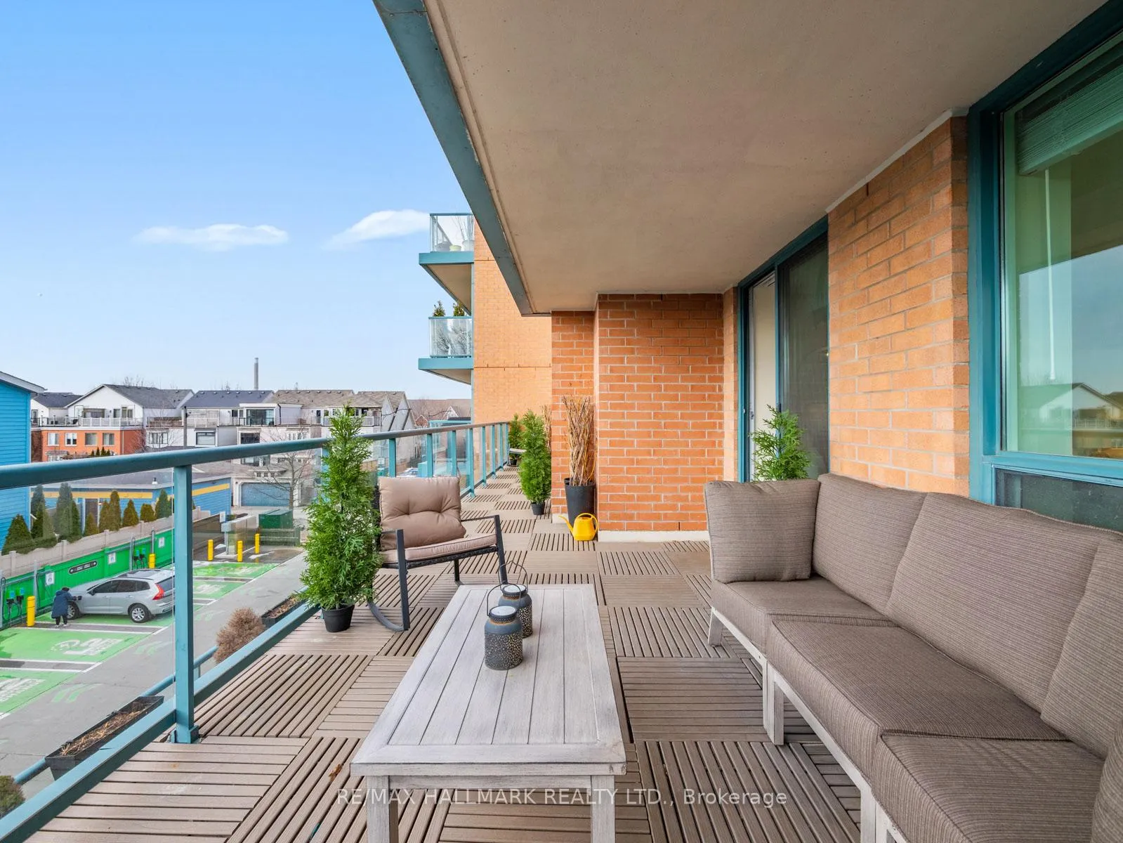 Photo 1 of Unit 317, 1863 Queen Street E, Toronto, The Beaches — HOMEH