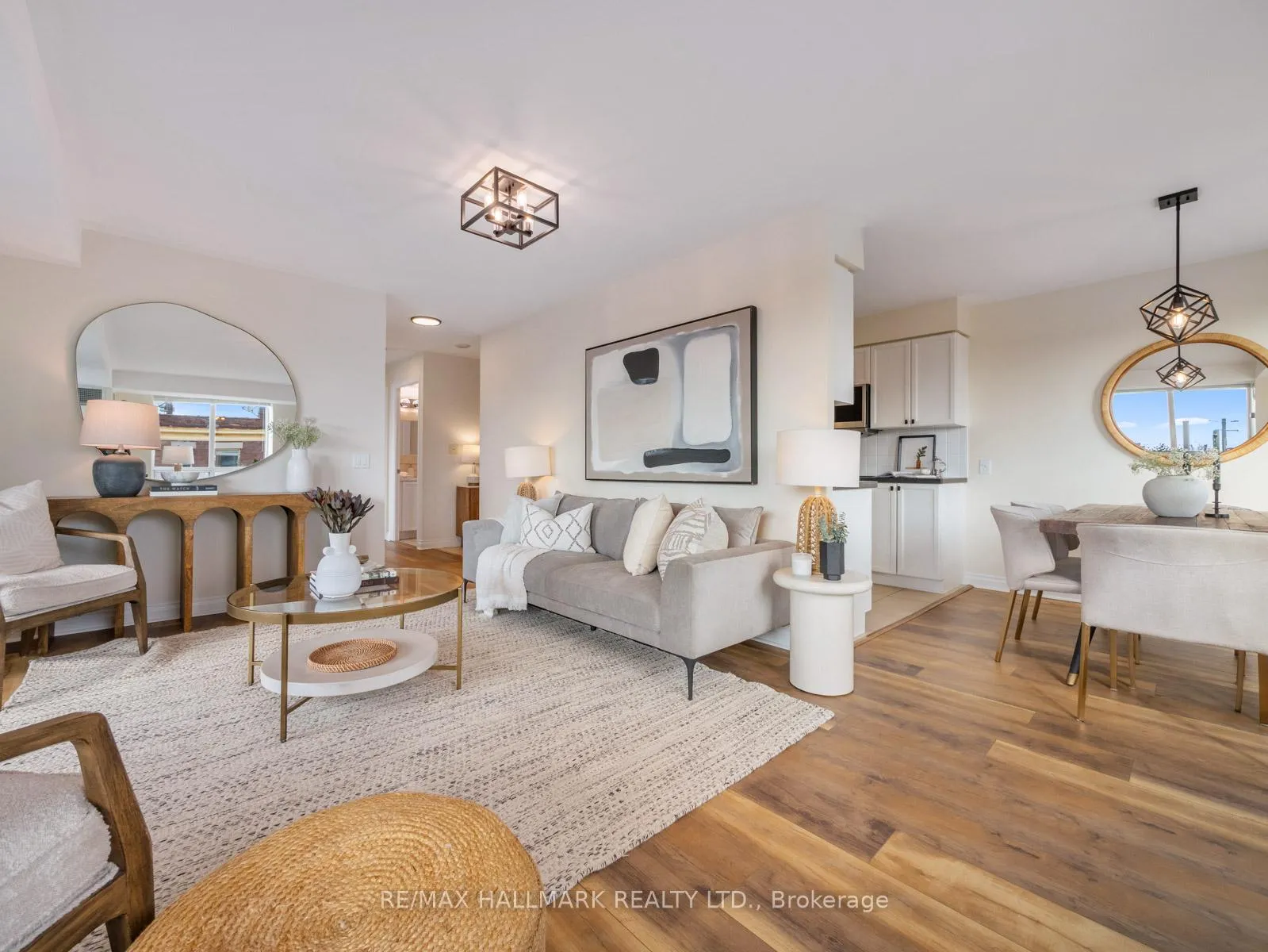 Photo 4 of Unit 317, 1863 Queen Street E, Toronto, The Beaches — HOMEH