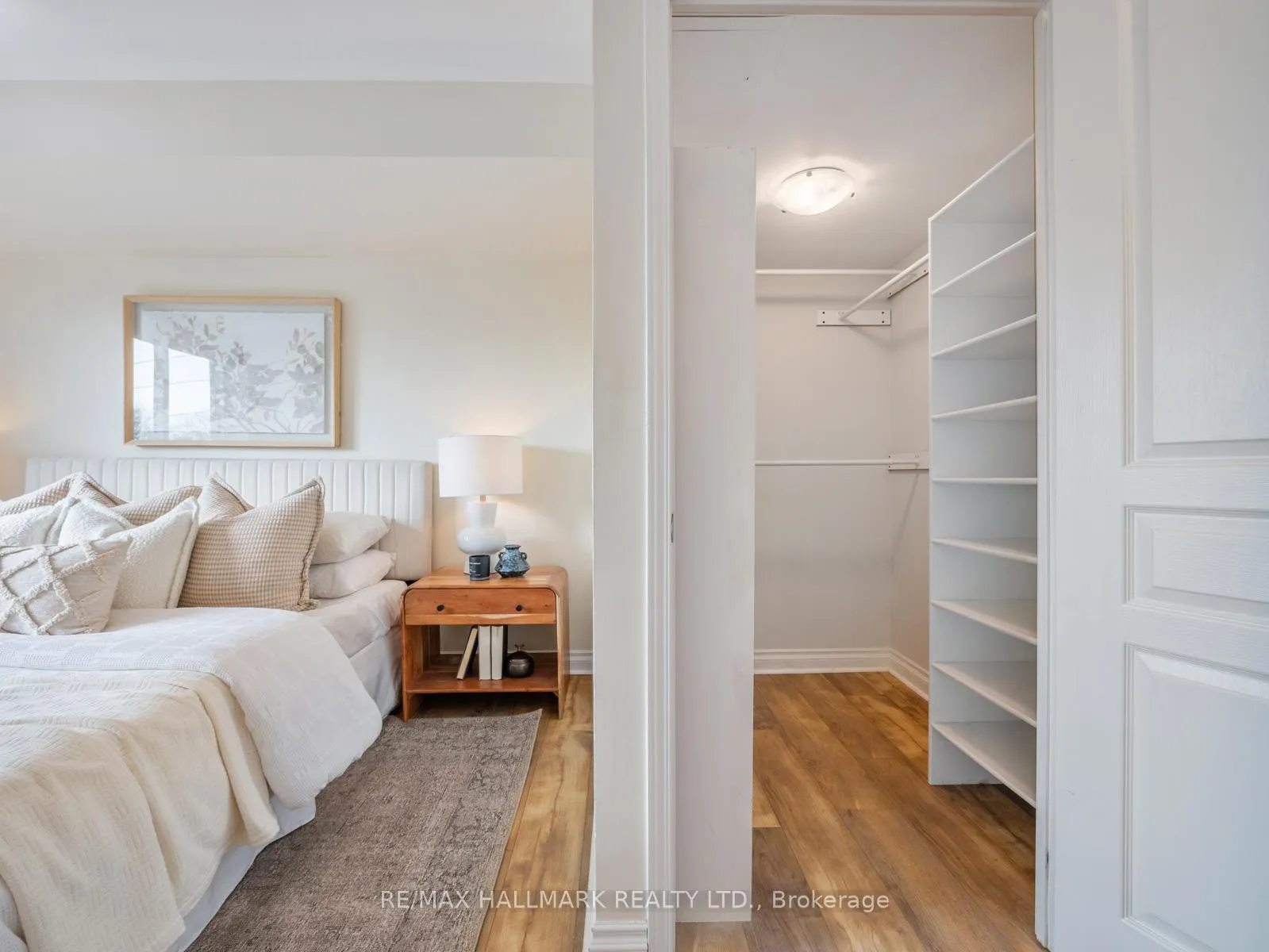 Photo 13 of Unit 317, 1863 Queen Street E, Toronto, The Beaches — HOMEH