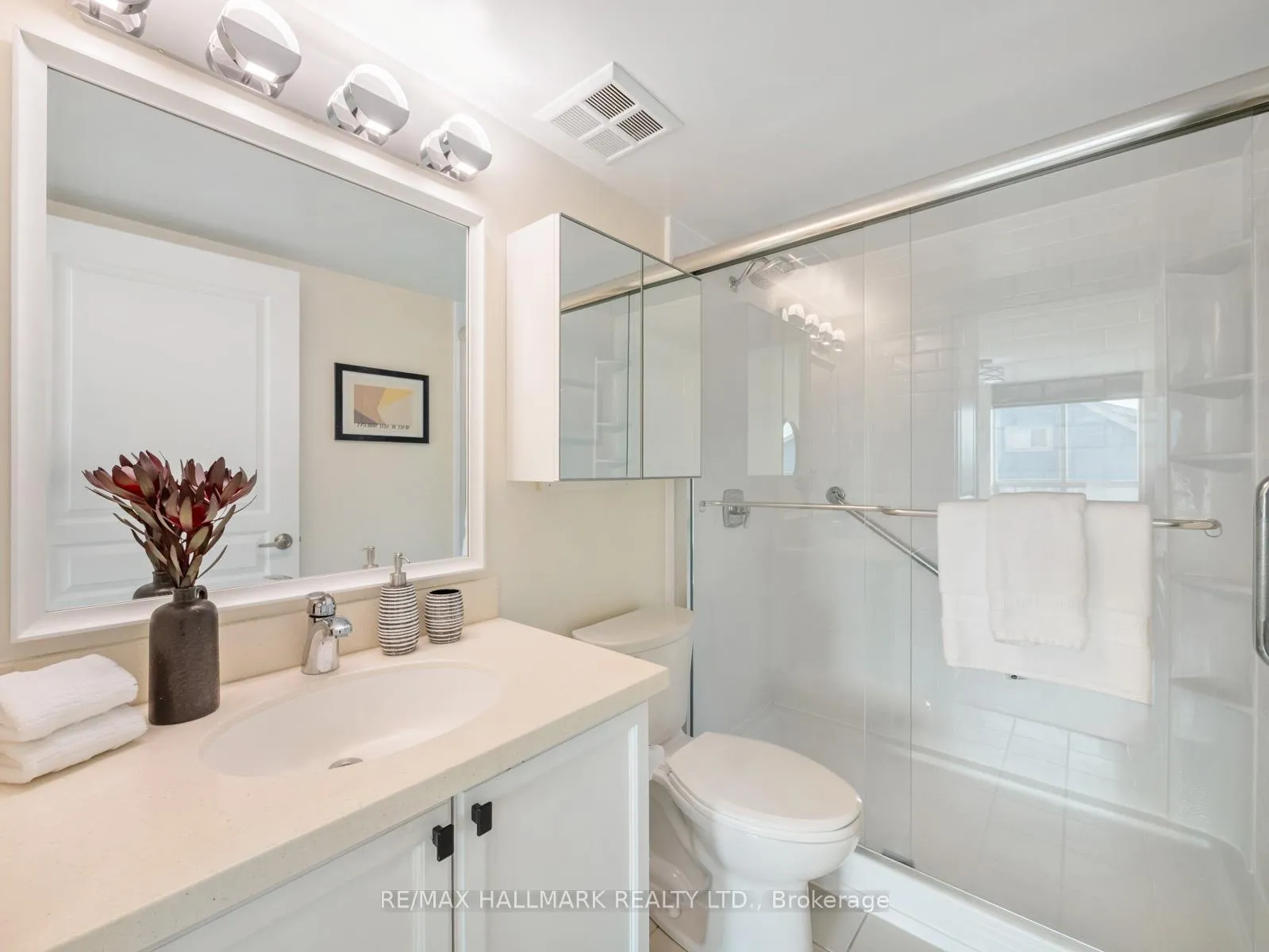 Photo 16 of Unit 317, 1863 Queen Street E, Toronto, The Beaches — HOMEH