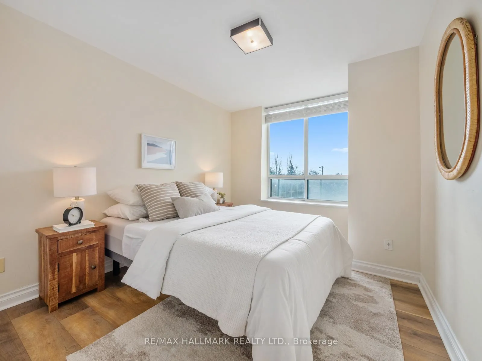 Photo 17 of Unit 317, 1863 Queen Street E, Toronto, The Beaches — HOMEH