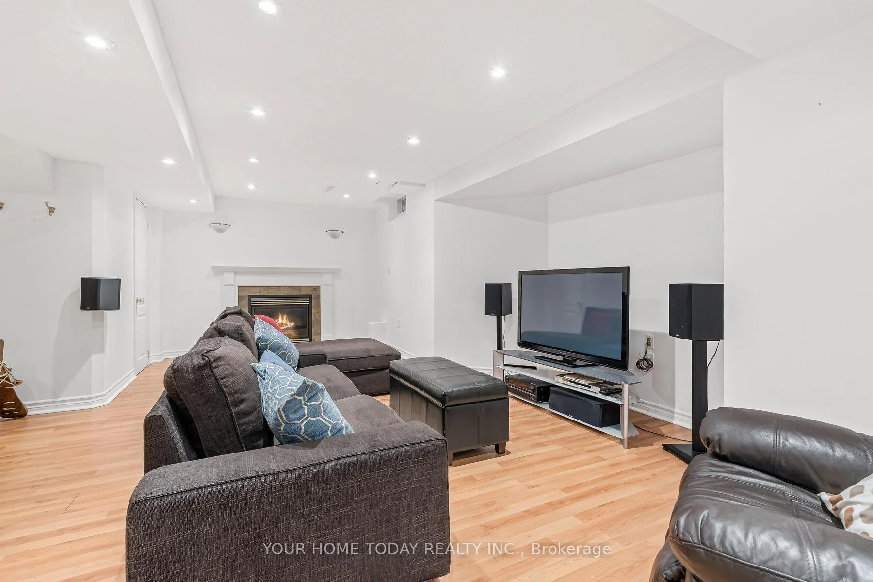 Photo 26 of 177 Van Scott Drive, Brampton, Northwest Sandalwood Parkway — HOMEH