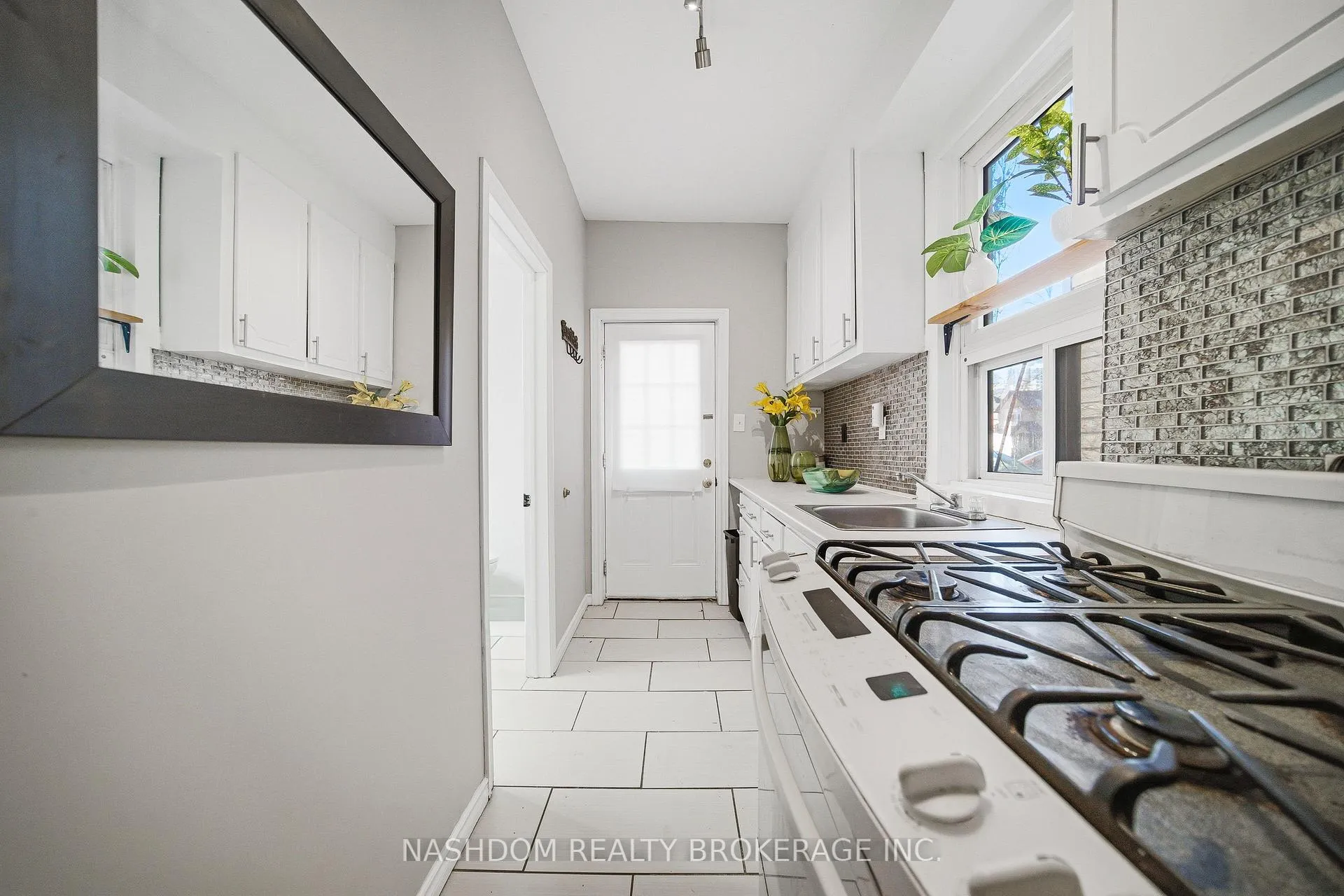 Photo 11 of 107 Queen Street S, Hamilton, Durand — HOMEH