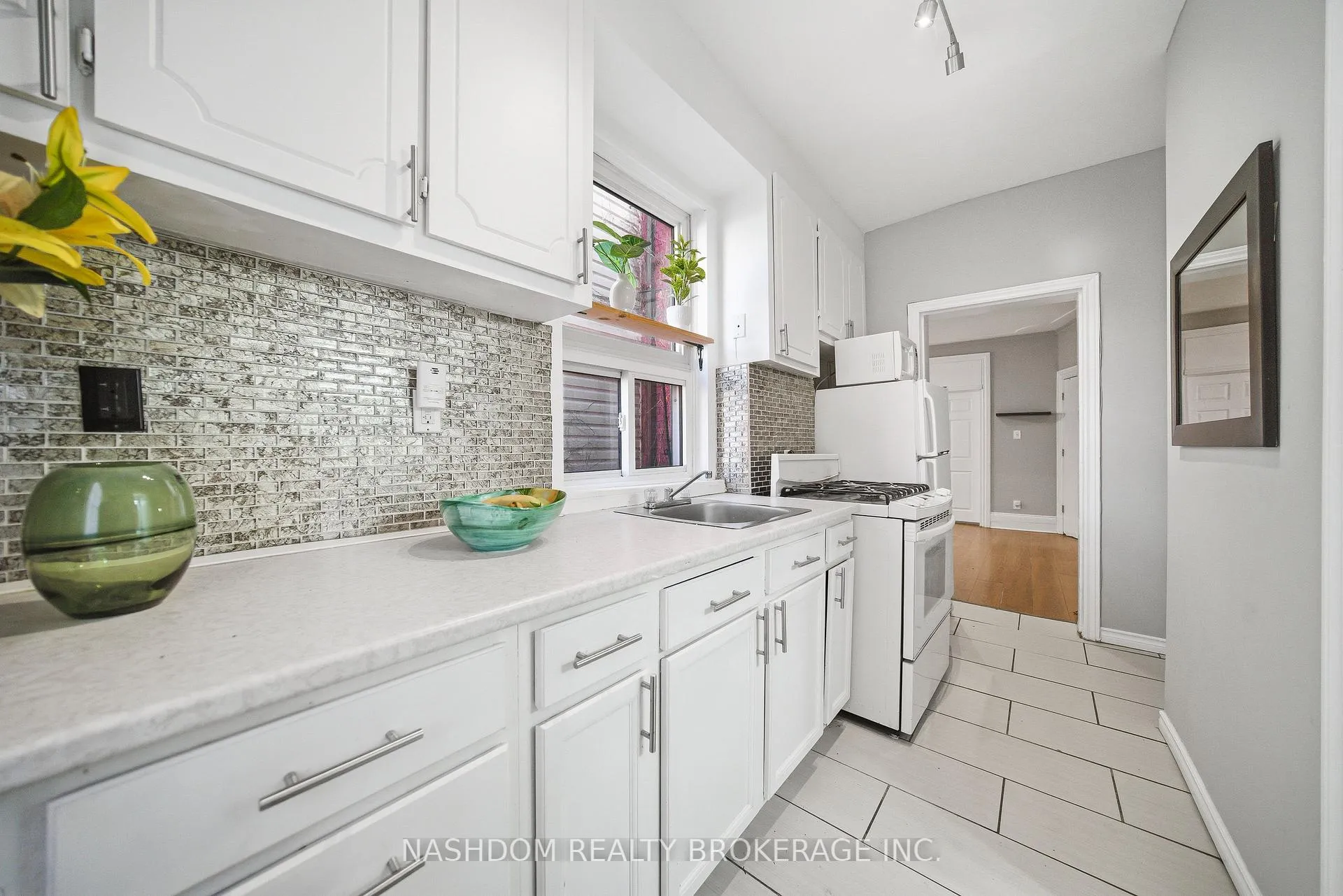Photo 13 of 107 Queen Street S, Hamilton, Durand — HOMEH