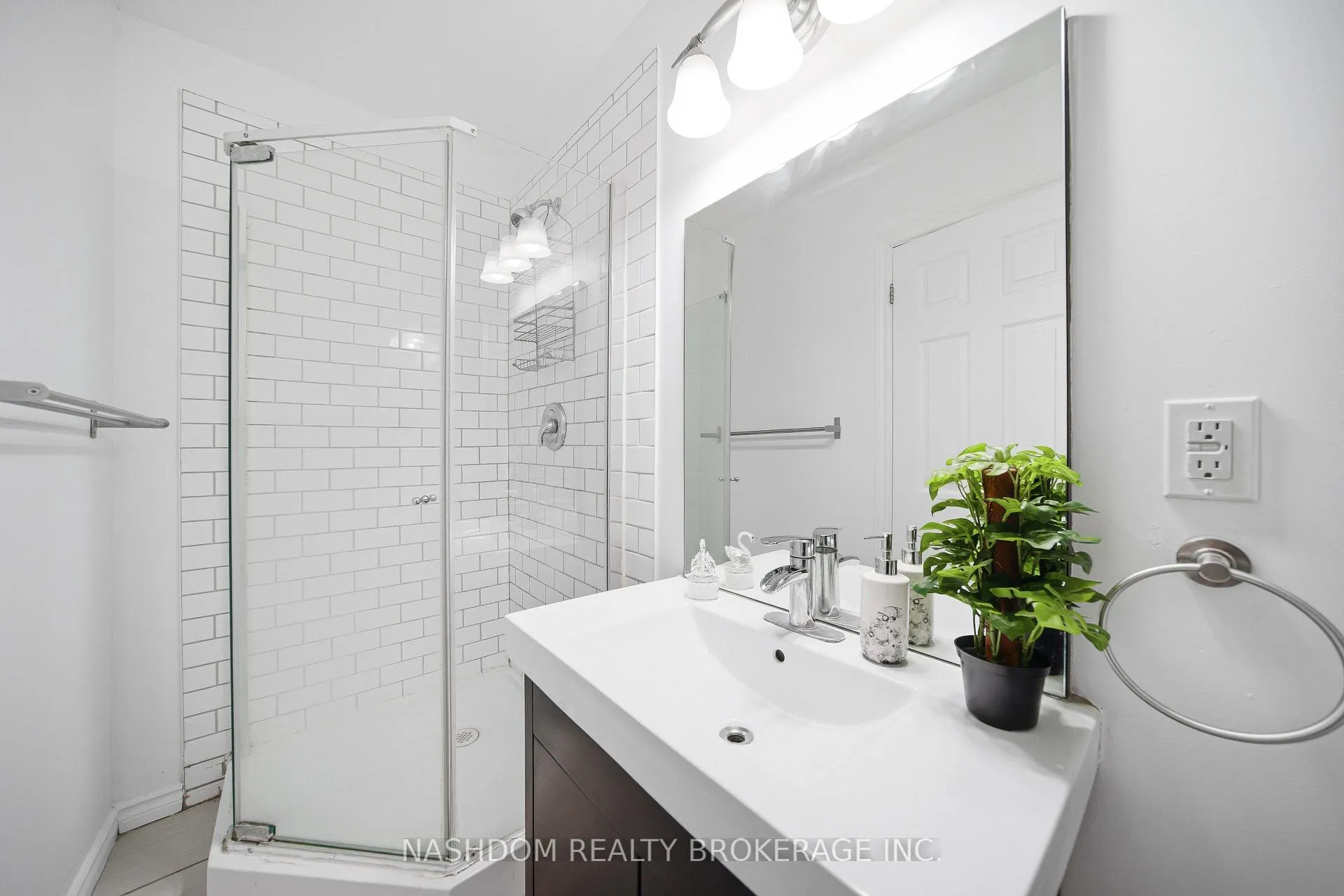 Photo 15 of 107 Queen Street S, Hamilton, Durand — HOMEH