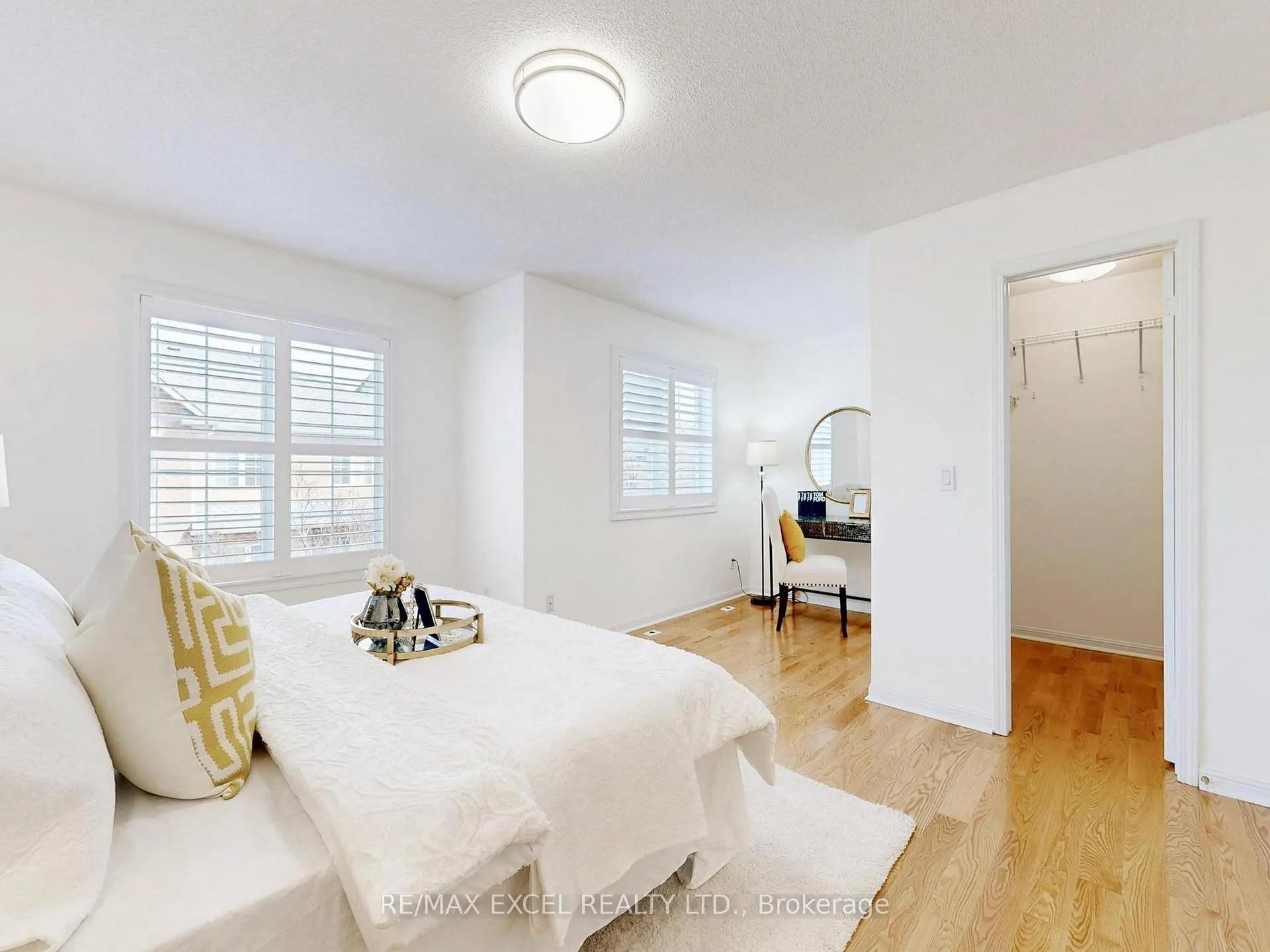 Photo 12 of Unit 6, 16 St Moritz Way, Markham, Unionville — HOMEH