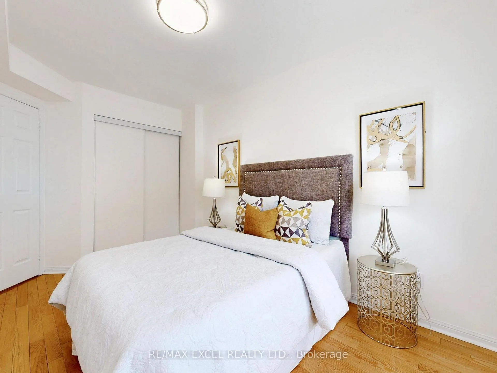 Photo 22 of Unit 6, 16 St Moritz Way, Markham, Unionville — HOMEH