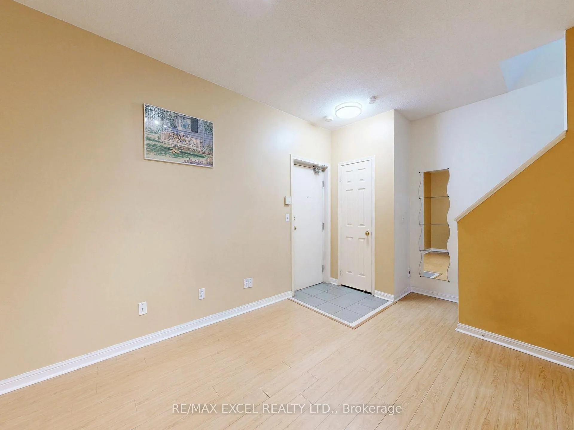 Photo 30 of Unit 6, 16 St Moritz Way, Markham, Unionville — HOMEH