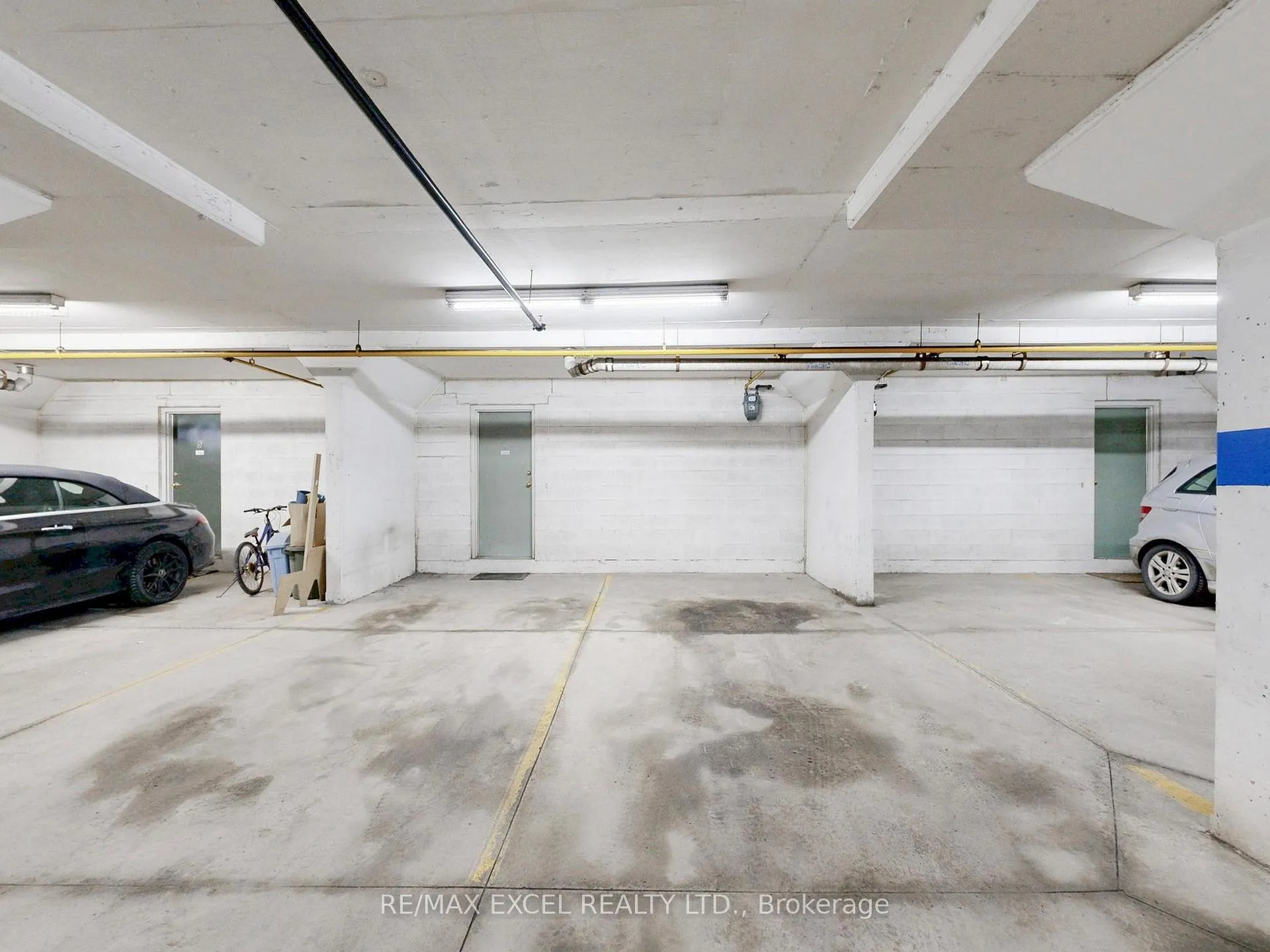 Photo 32 of Unit 6, 16 St Moritz Way, Markham, Unionville — HOMEH