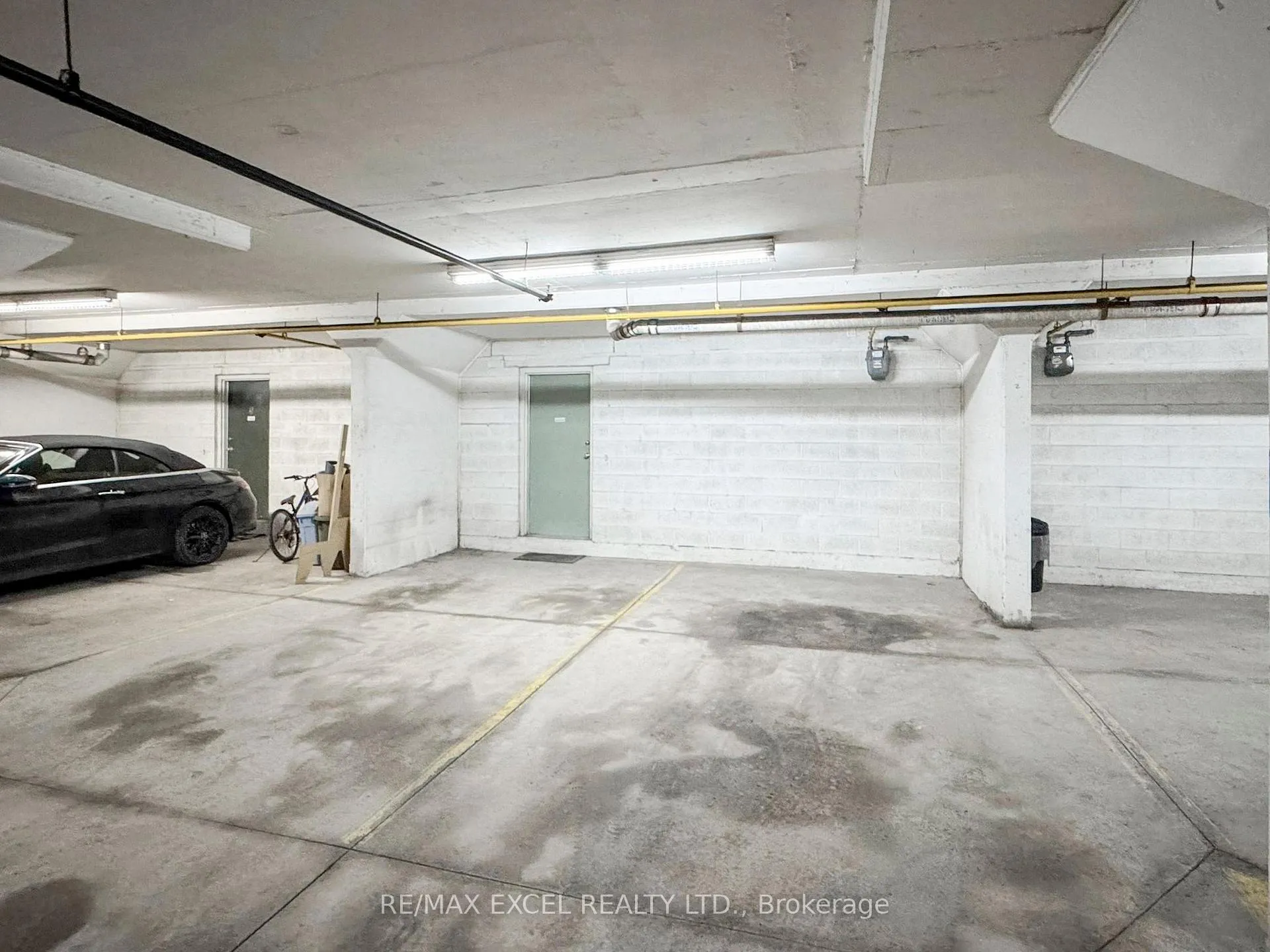 Photo 33 of Unit 6, 16 St Moritz Way, Markham, Unionville — HOMEH