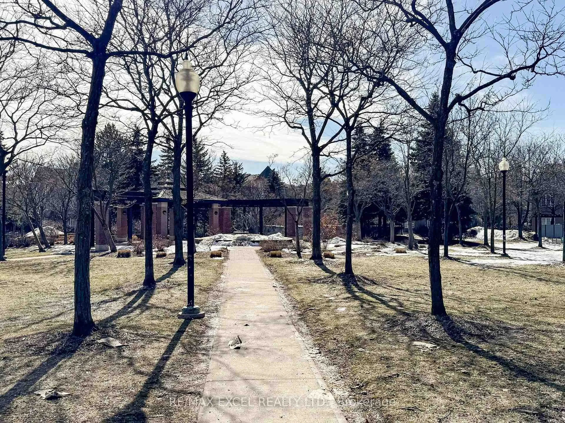 Photo 35 of Unit 6, 16 St Moritz Way, Markham, Unionville — HOMEH