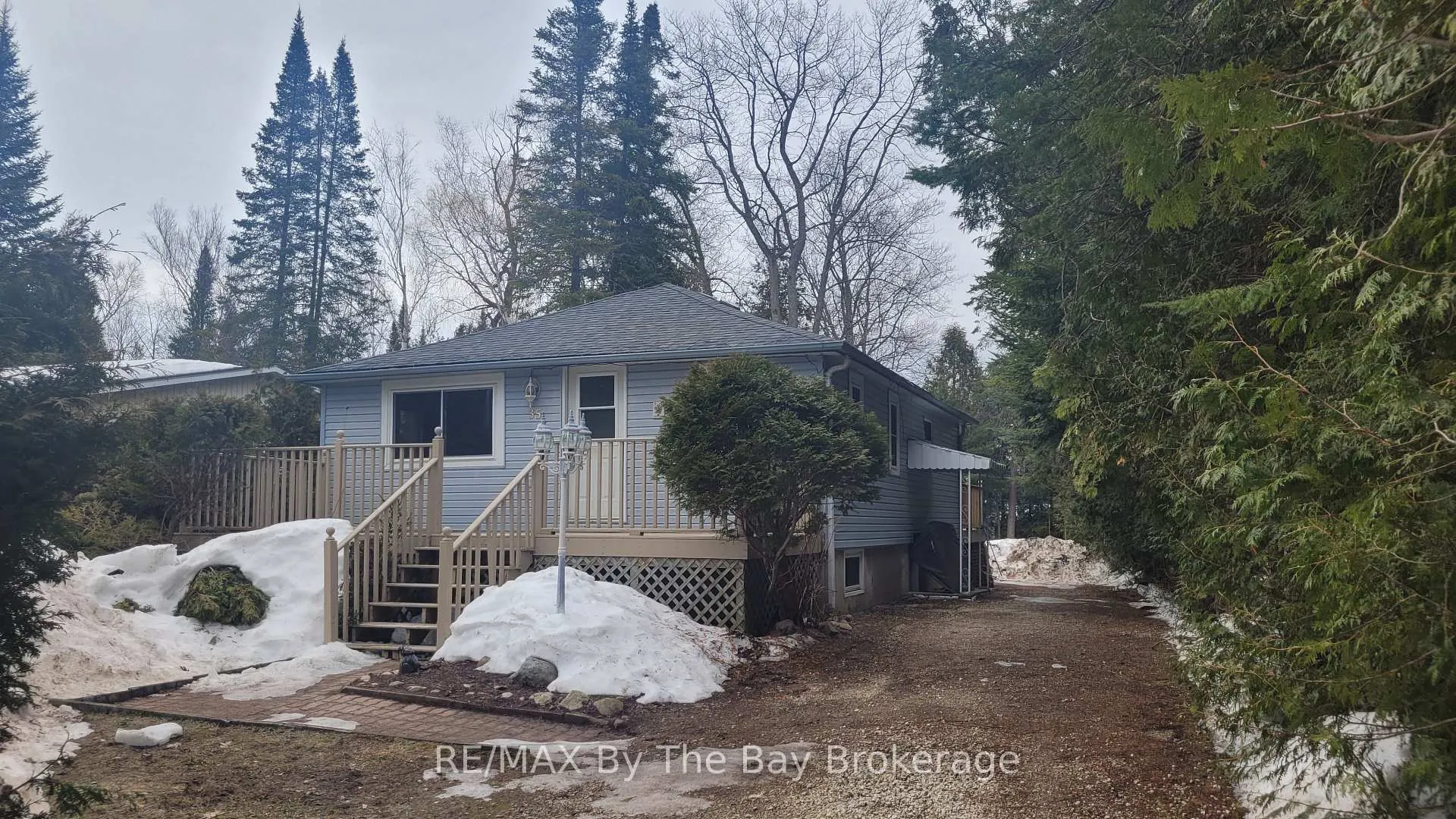 Photo 1 of 35 47th Street N, Wasaga Beach — HOMEH