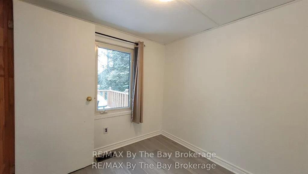 Photo 8 of 35 47th Street N, Wasaga Beach — HOMEH