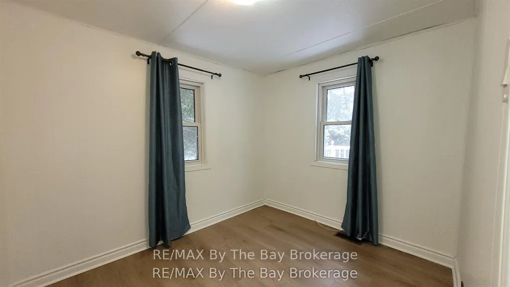 Photo 16 of 35 47th Street N, Wasaga Beach — HOMEH