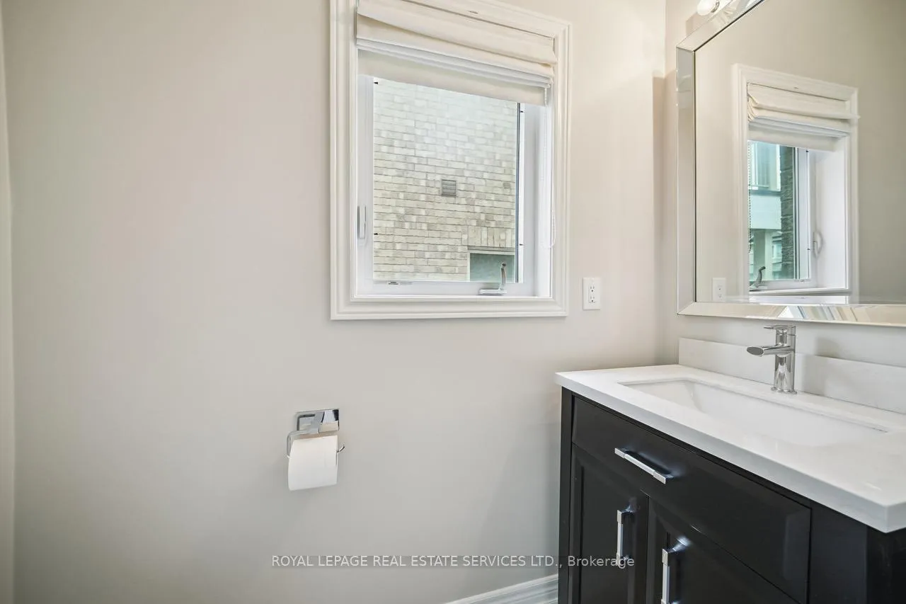Photo 6 of 48 Manordale Crescent, Vaughan, Vellore Village — HOMEH
