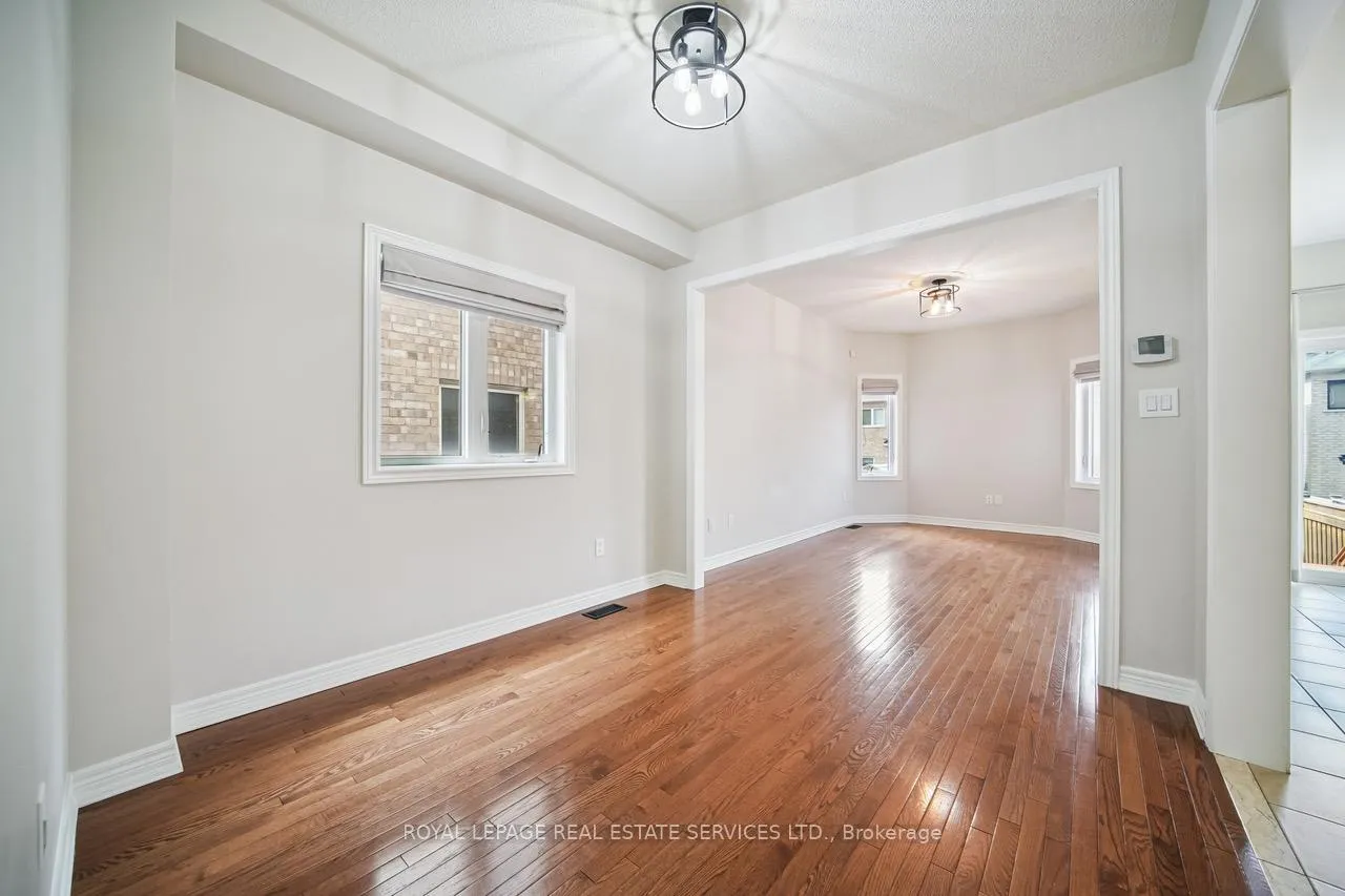 Photo 7 of 48 Manordale Crescent, Vaughan, Vellore Village — HOMEH