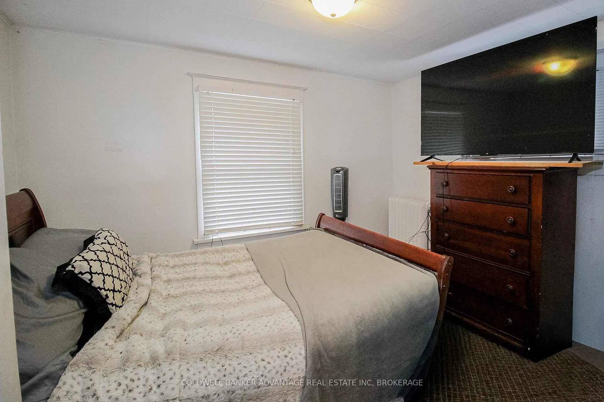 Photo 37 of 86 Adelaide Street, Port Colborne, Sugarloaf — HOMEH