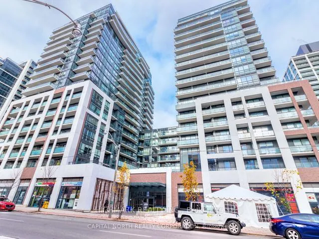 Front of Unit 1719, 460 Adelaide Street E