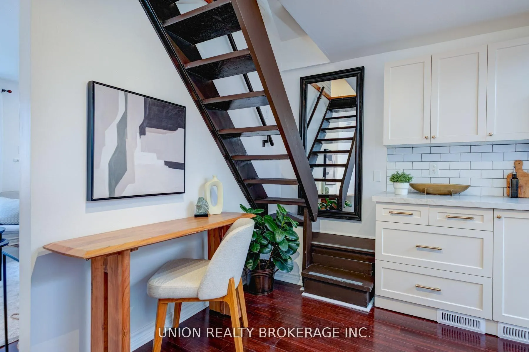 Photo 19 of 237 Craven Road, Toronto, Greenwood-Coxwell — HOMEH