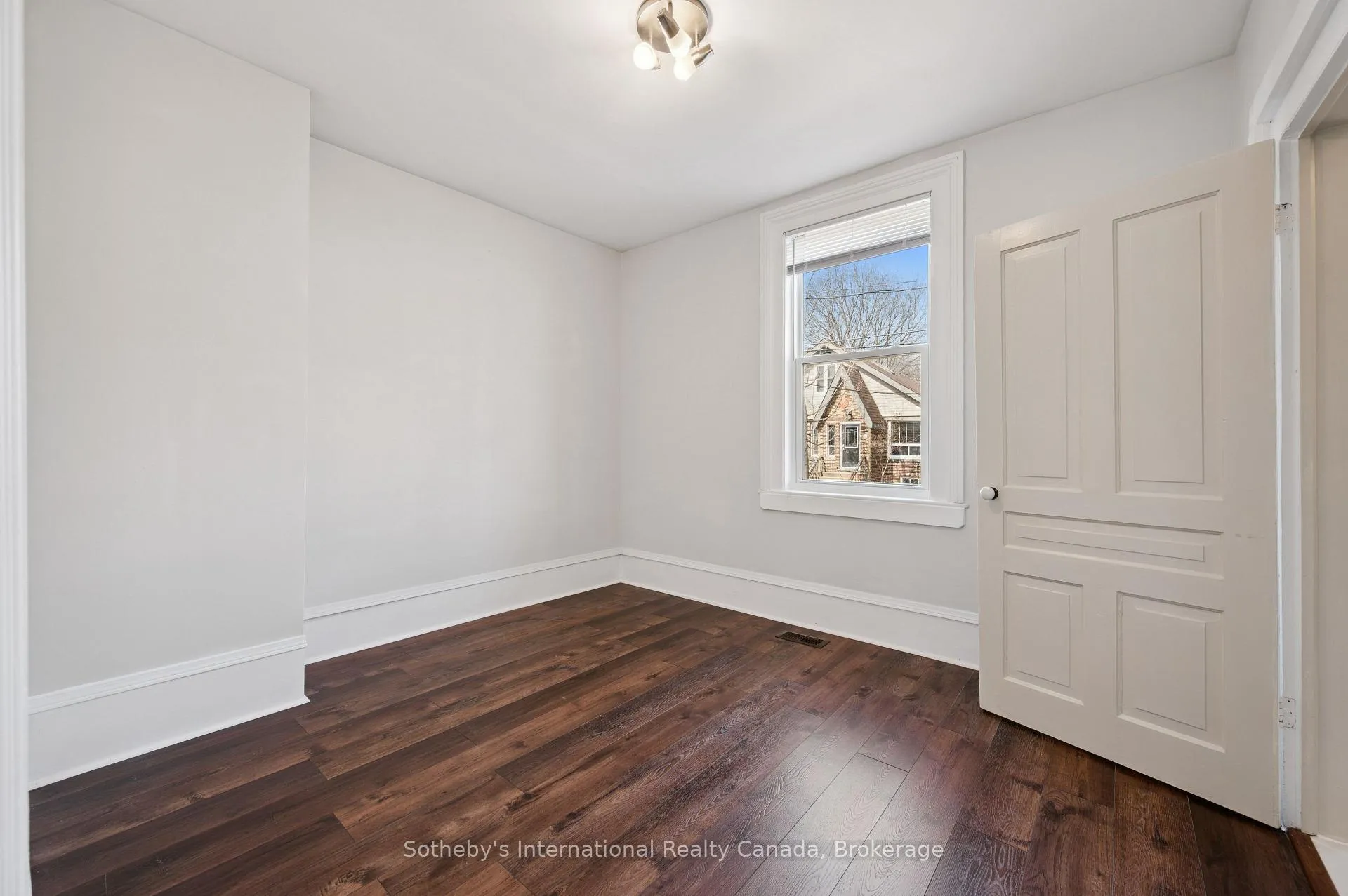 Photo 17 of 10 James Street W, Guelph, Dovercliffe Park/Old University — HOMEH