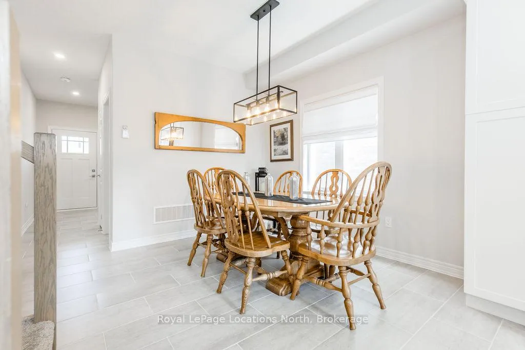 Photo 7 of 37 Shipley Avenue, Collingwood — HOMEH