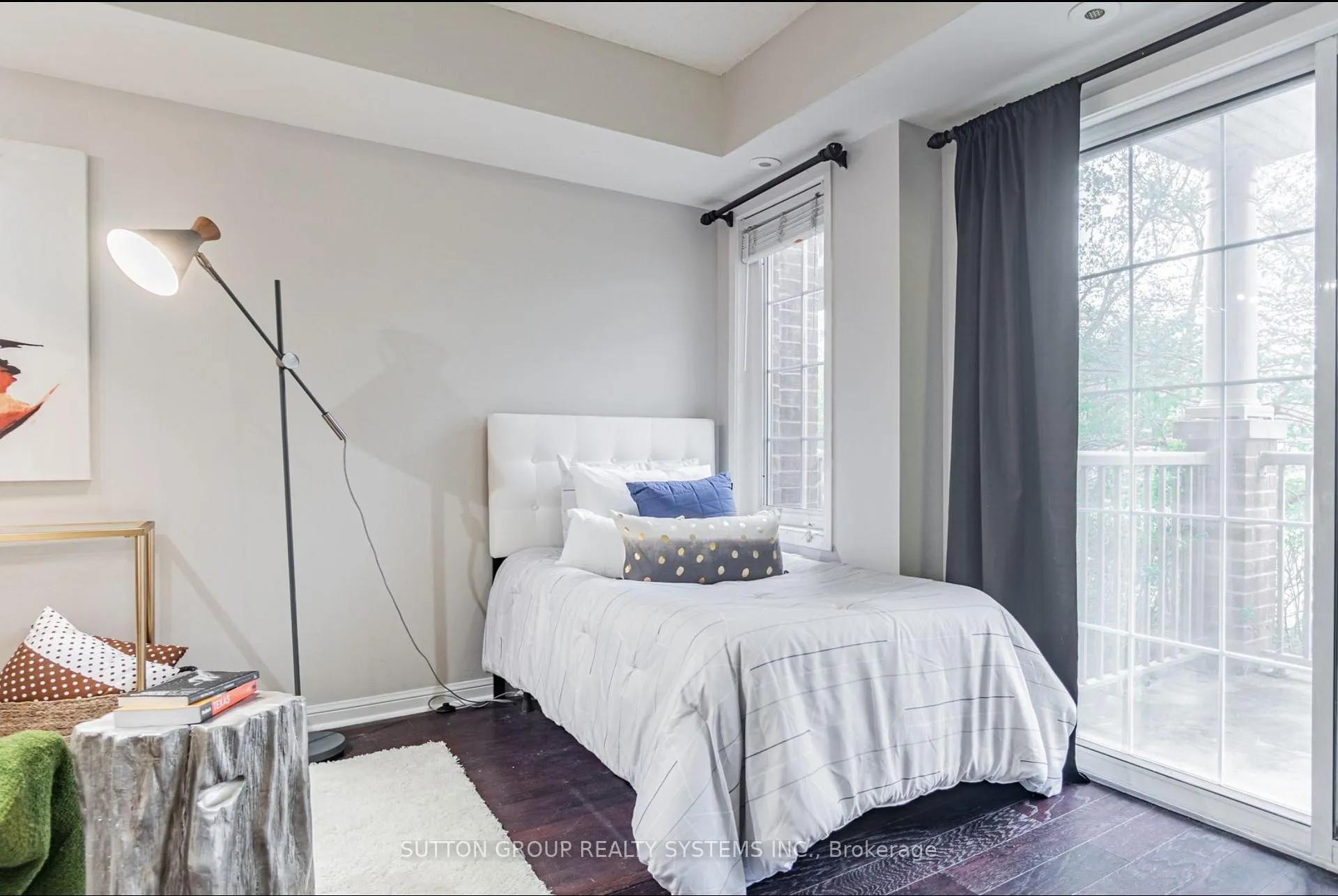 Photo 7 of Unit TH 13, 93 The Queensway Avenue, Toronto, High Park-Swansea — HOMEH