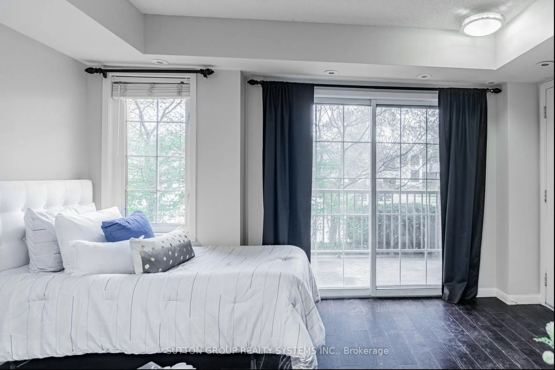 Photo 8 of Unit TH 13, 93 The Queensway Avenue, Toronto, High Park-Swansea — HOMEH