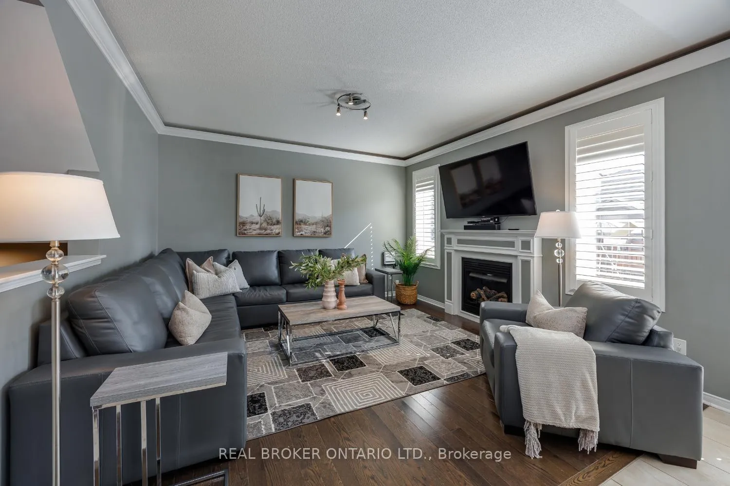 Photo 12 of 39 Harvey Jones Avenue, Clarington, Bowmanville — HOMEH
