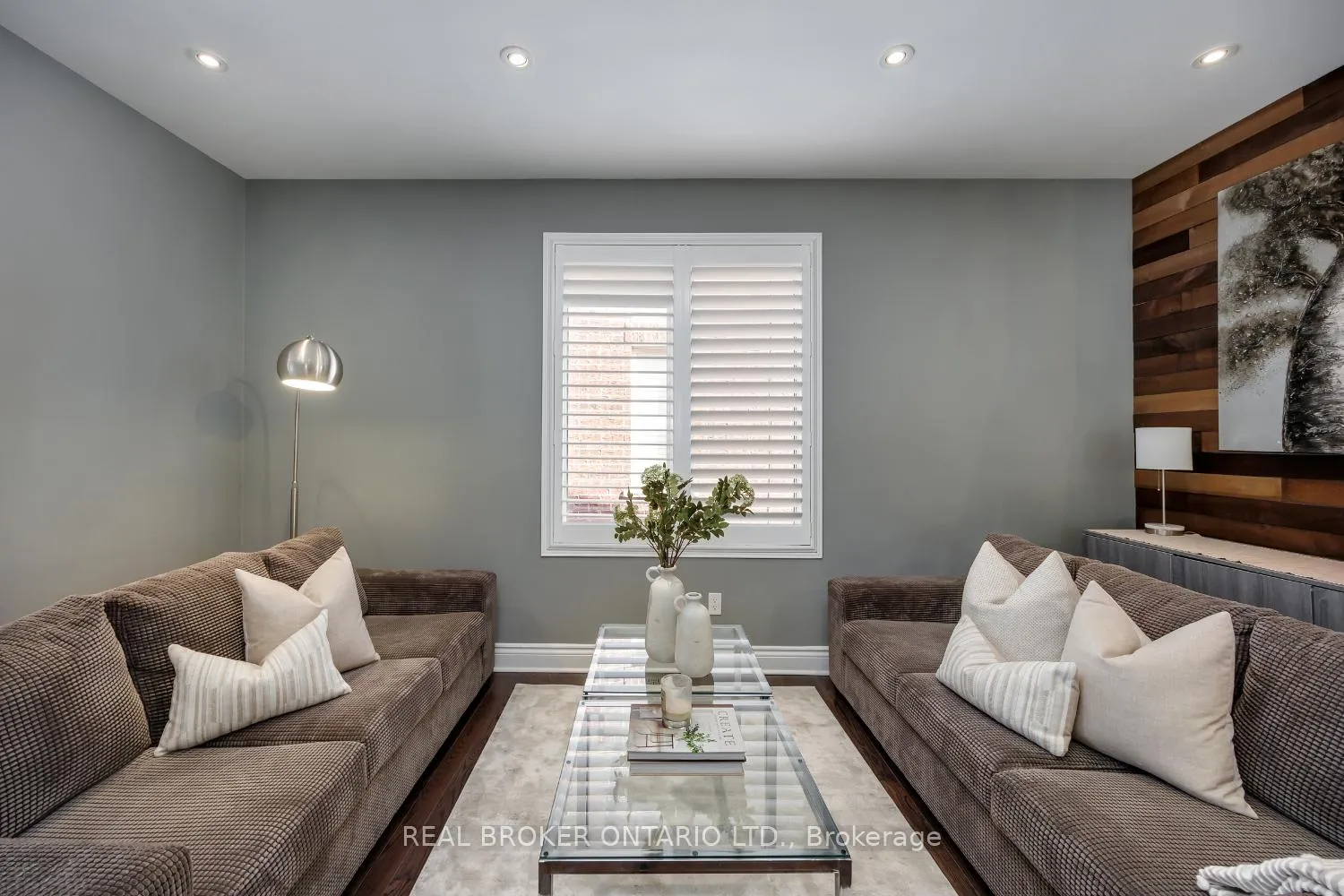 Photo 17 of 39 Harvey Jones Avenue, Clarington, Bowmanville — HOMEH