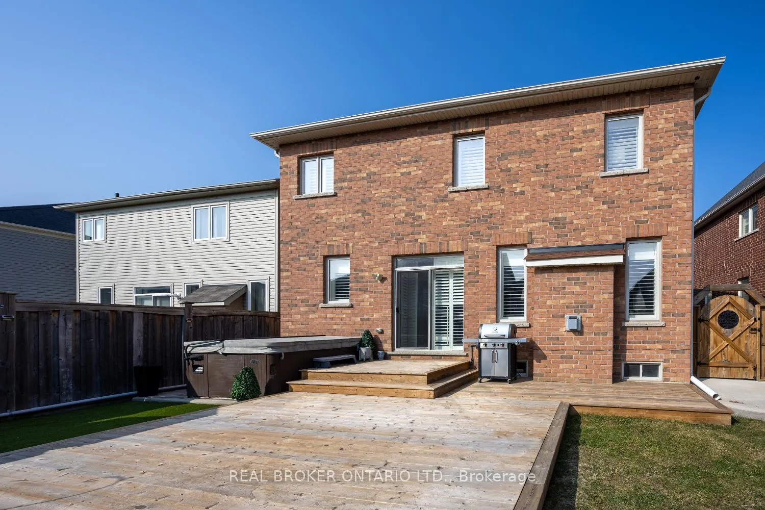 Photo 37 of 39 Harvey Jones Avenue, Clarington, Bowmanville — HOMEH