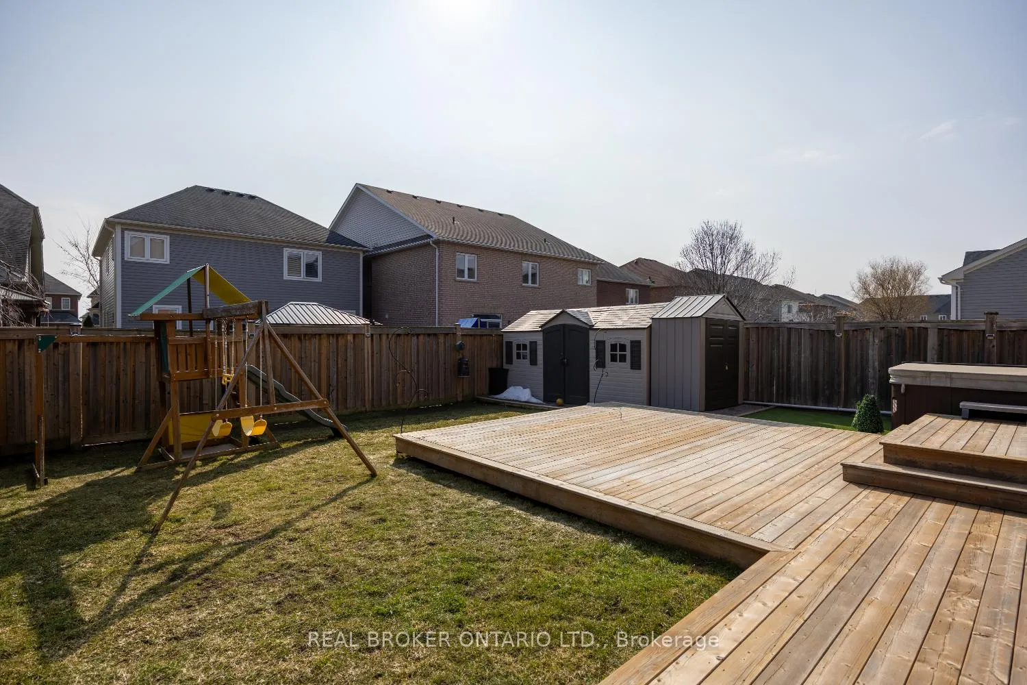 Photo 38 of 39 Harvey Jones Avenue, Clarington, Bowmanville — HOMEH