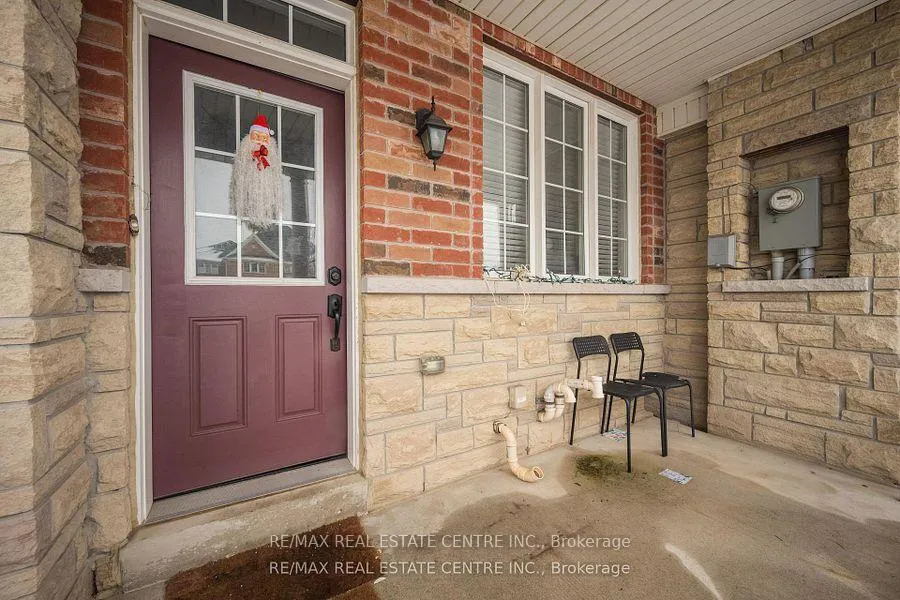 Photo 4 of 49 Wardsville Drive, Brampton, Bram West — HOMEH