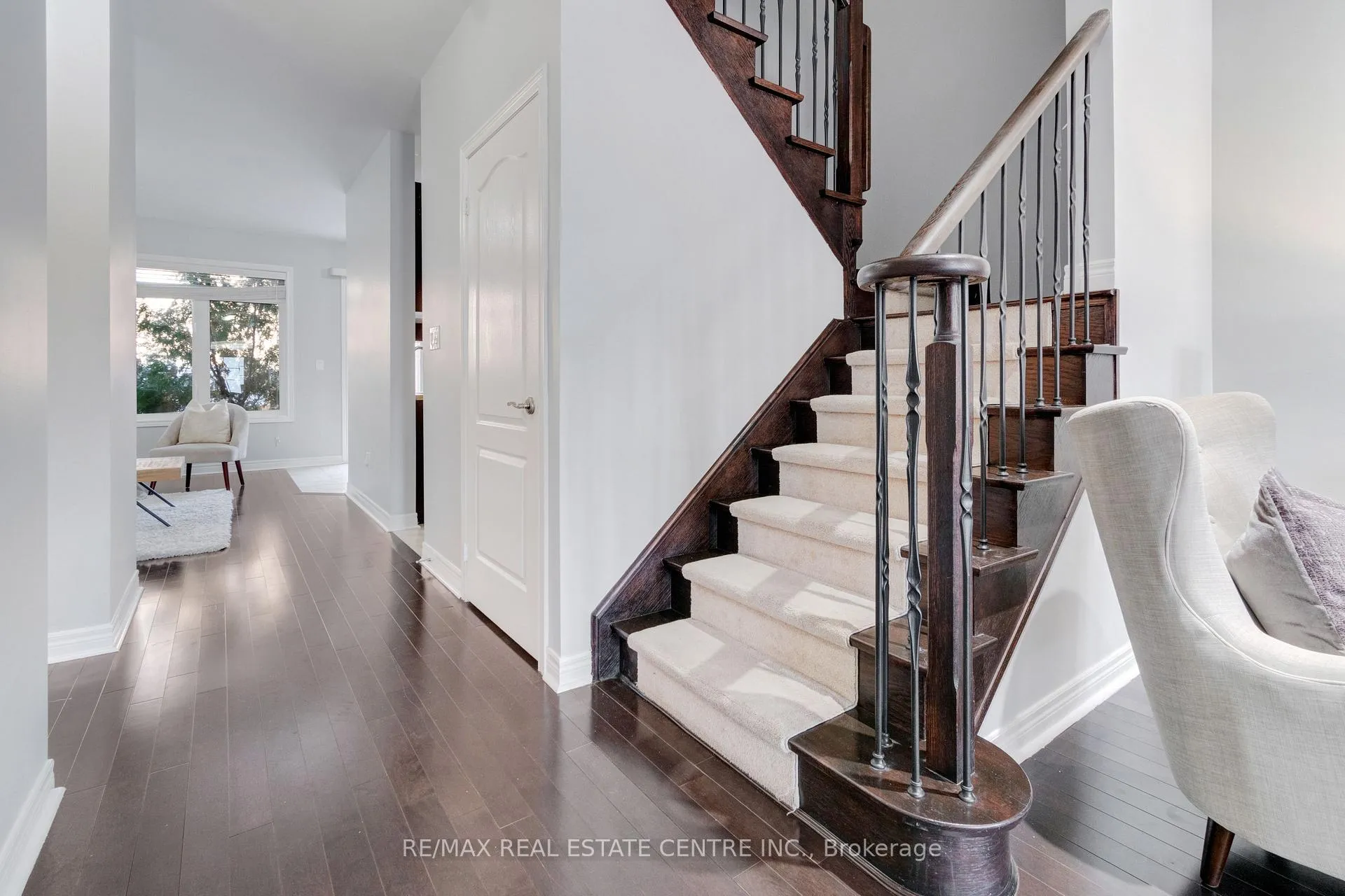 Photo 14 of 49 Wardsville Drive, Brampton, Bram West — HOMEH