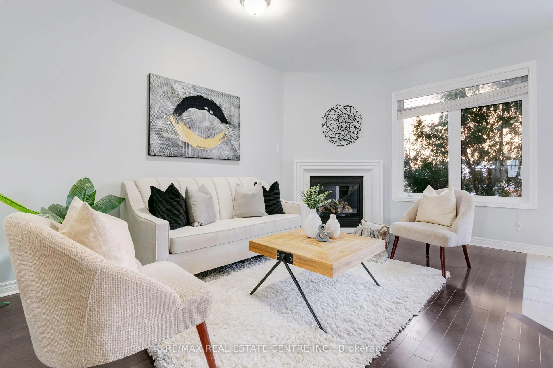Photo 17 of 49 Wardsville Drive, Brampton, Bram West — HOMEH